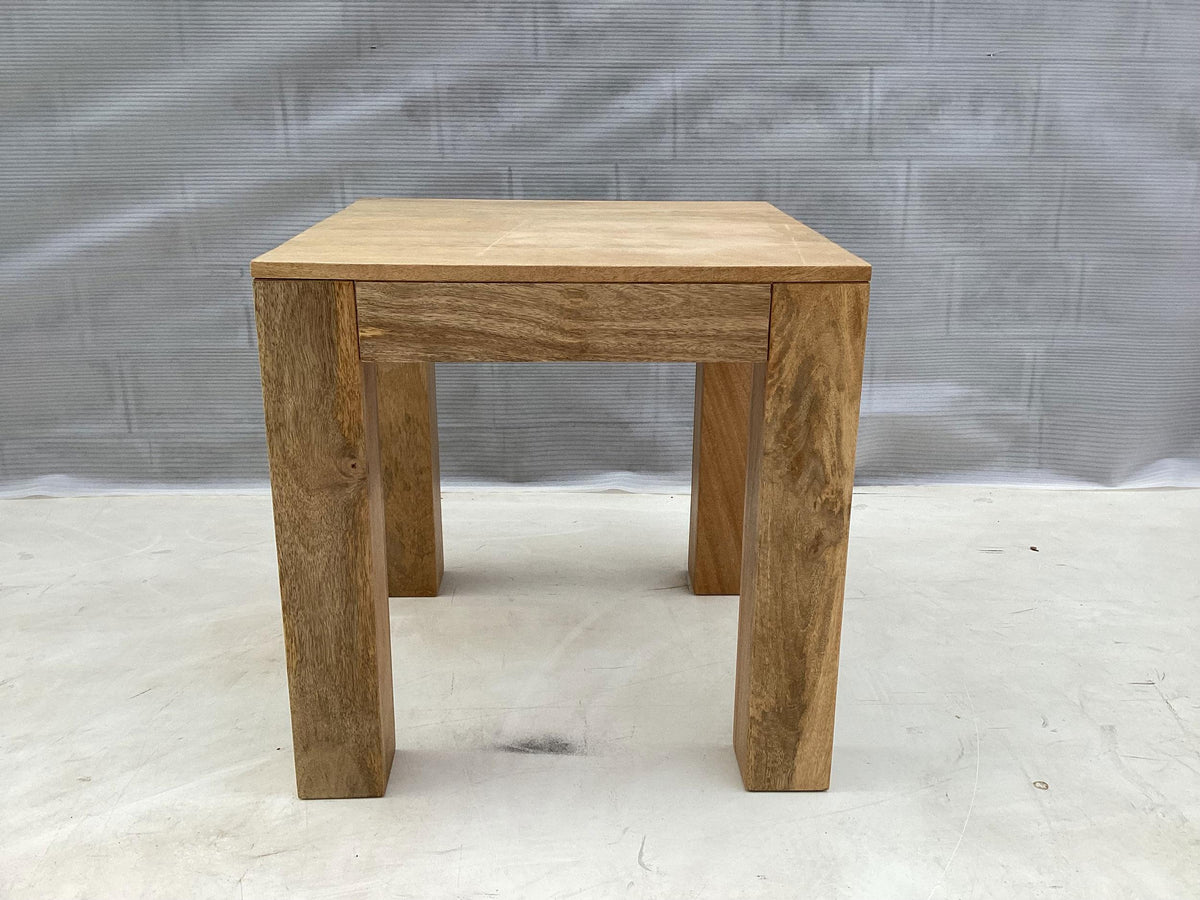 HP0426 End Table Natural