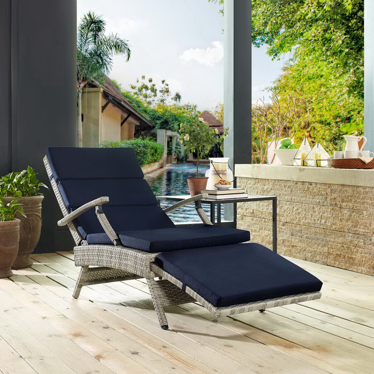 Envisage Chaise Outdoor Patio Wicker Rattan Lounge Chair - Light Gray Navy