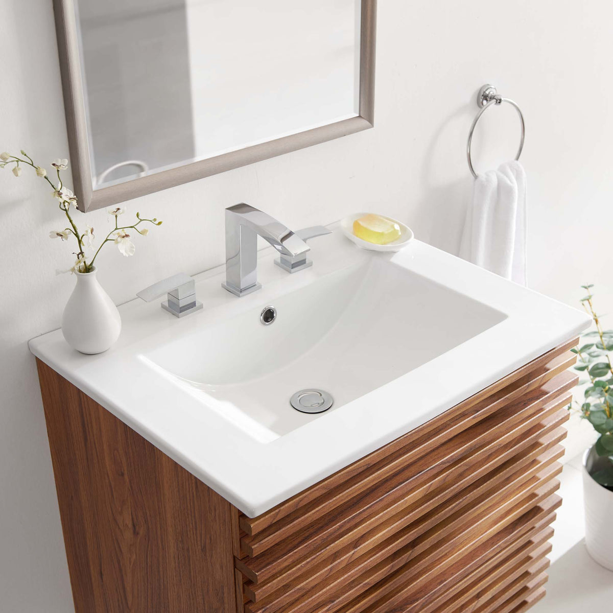 Cayman 24" Bathroom Sink - White