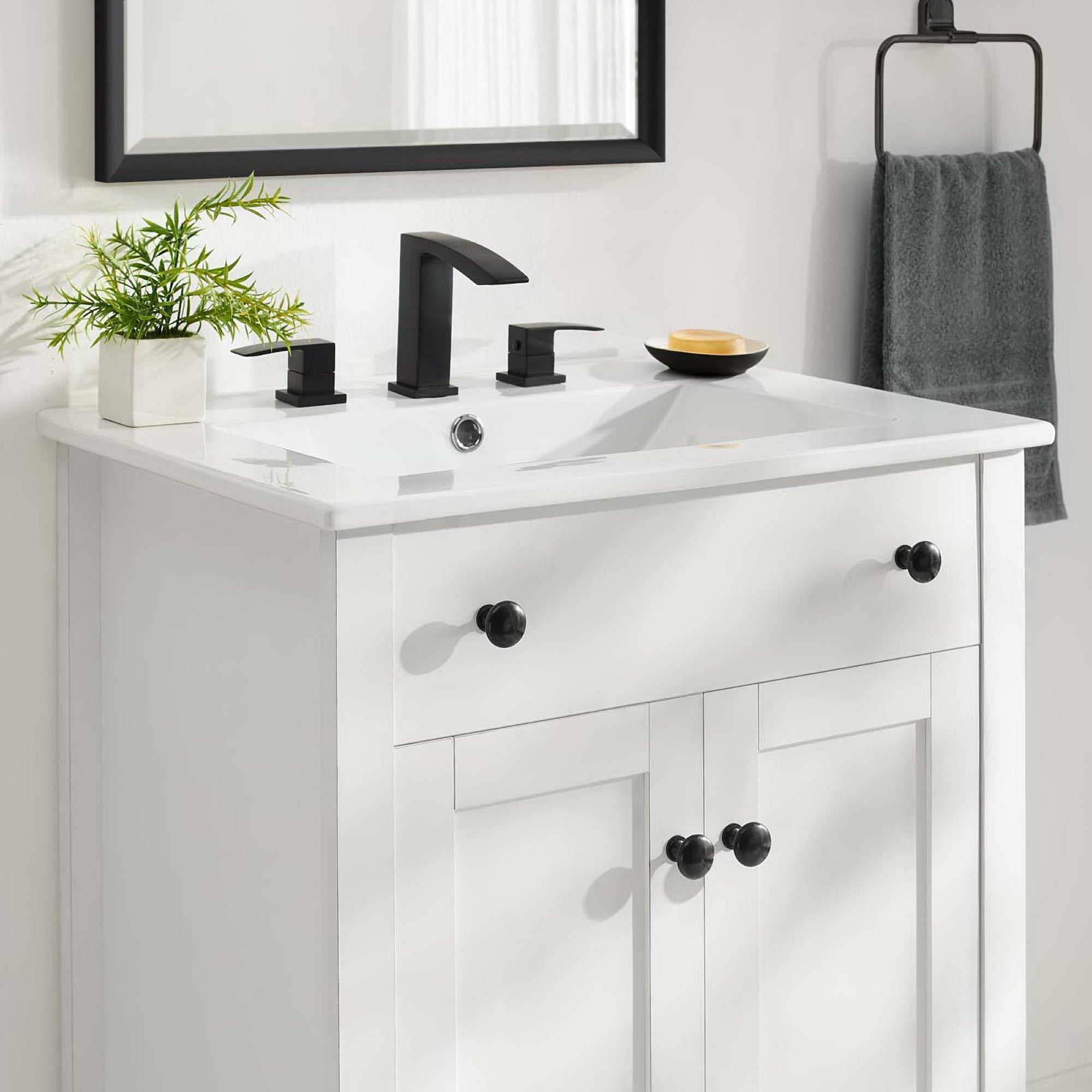 Nantucket 24" Bathroom Vanity - White White