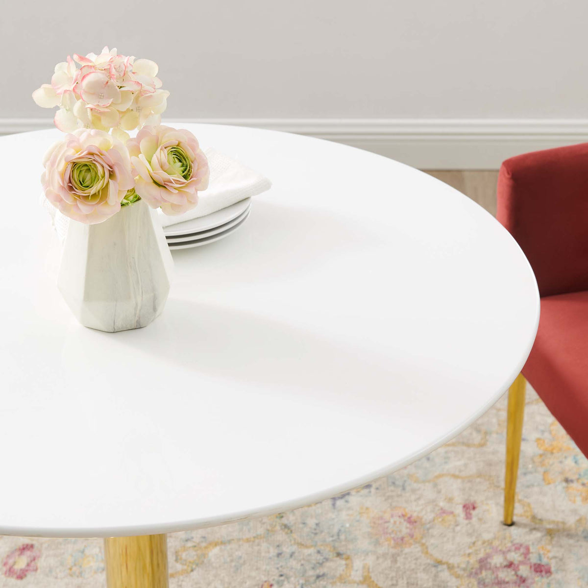 Verne 35" Dining Table - Gold White