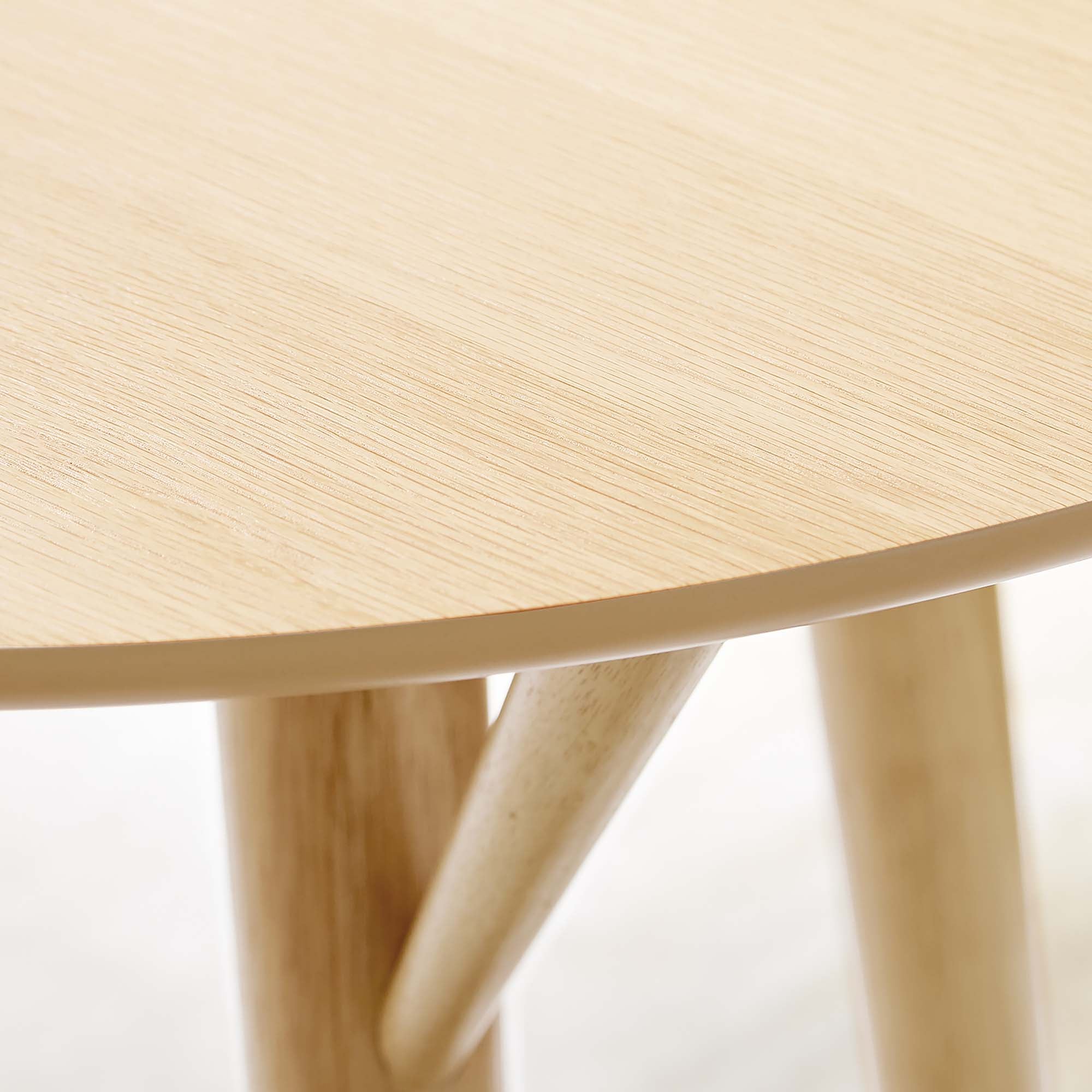 Gallant 36" Dining Table - Oak Oak