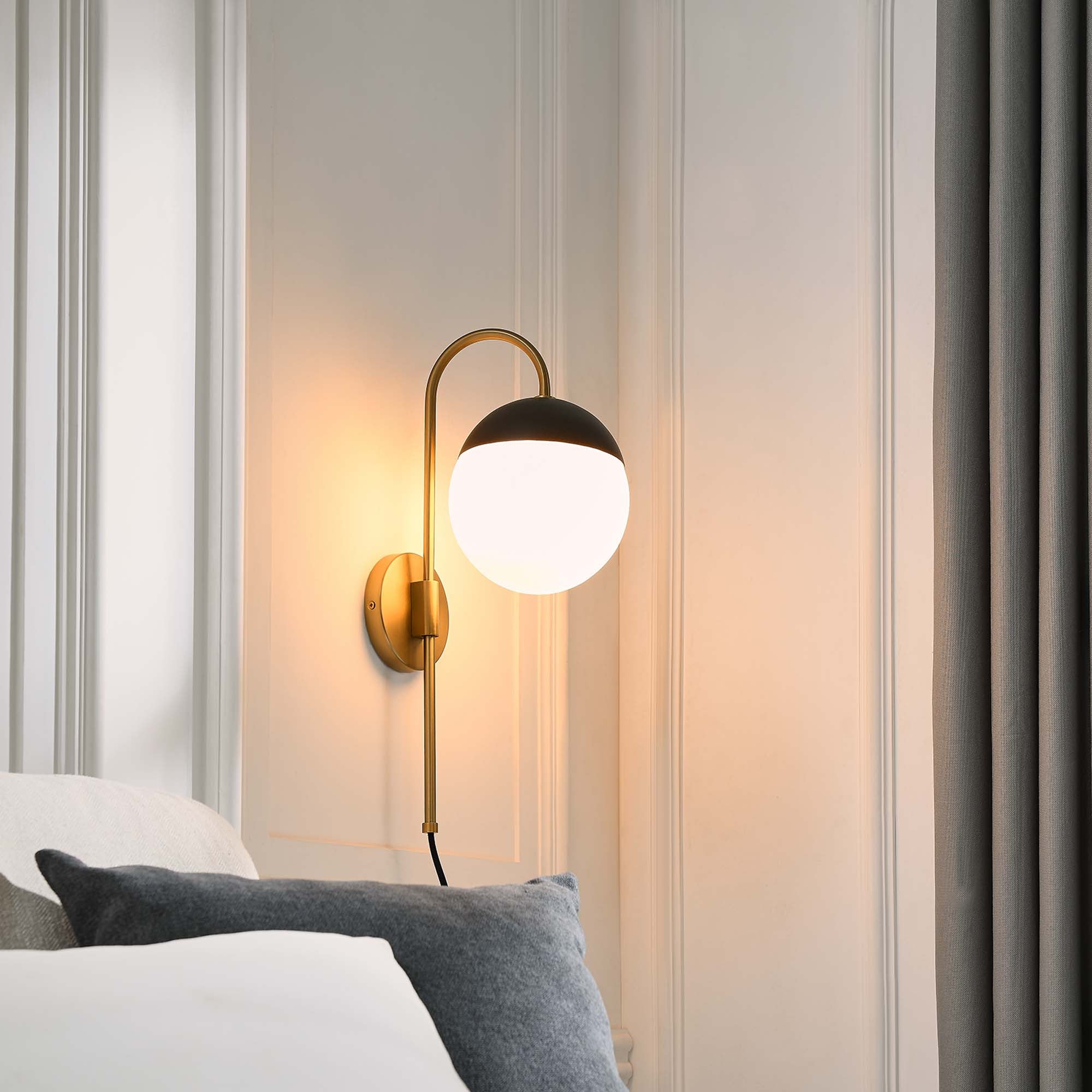 Stellar 1-Light Wall Sconce - Opal Satin Brass