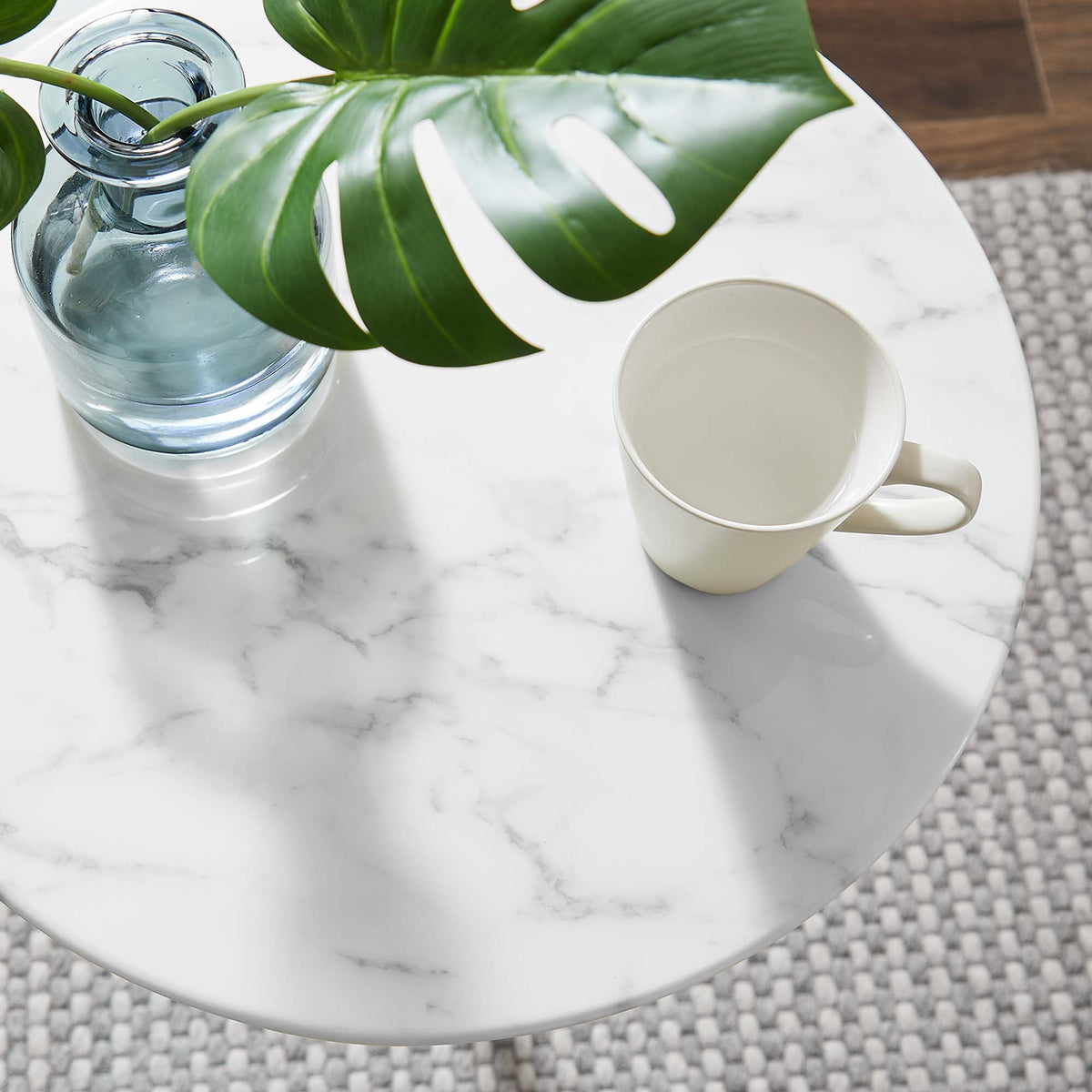 Lippa 20" Round Faux Marble Side Table - Gold White
