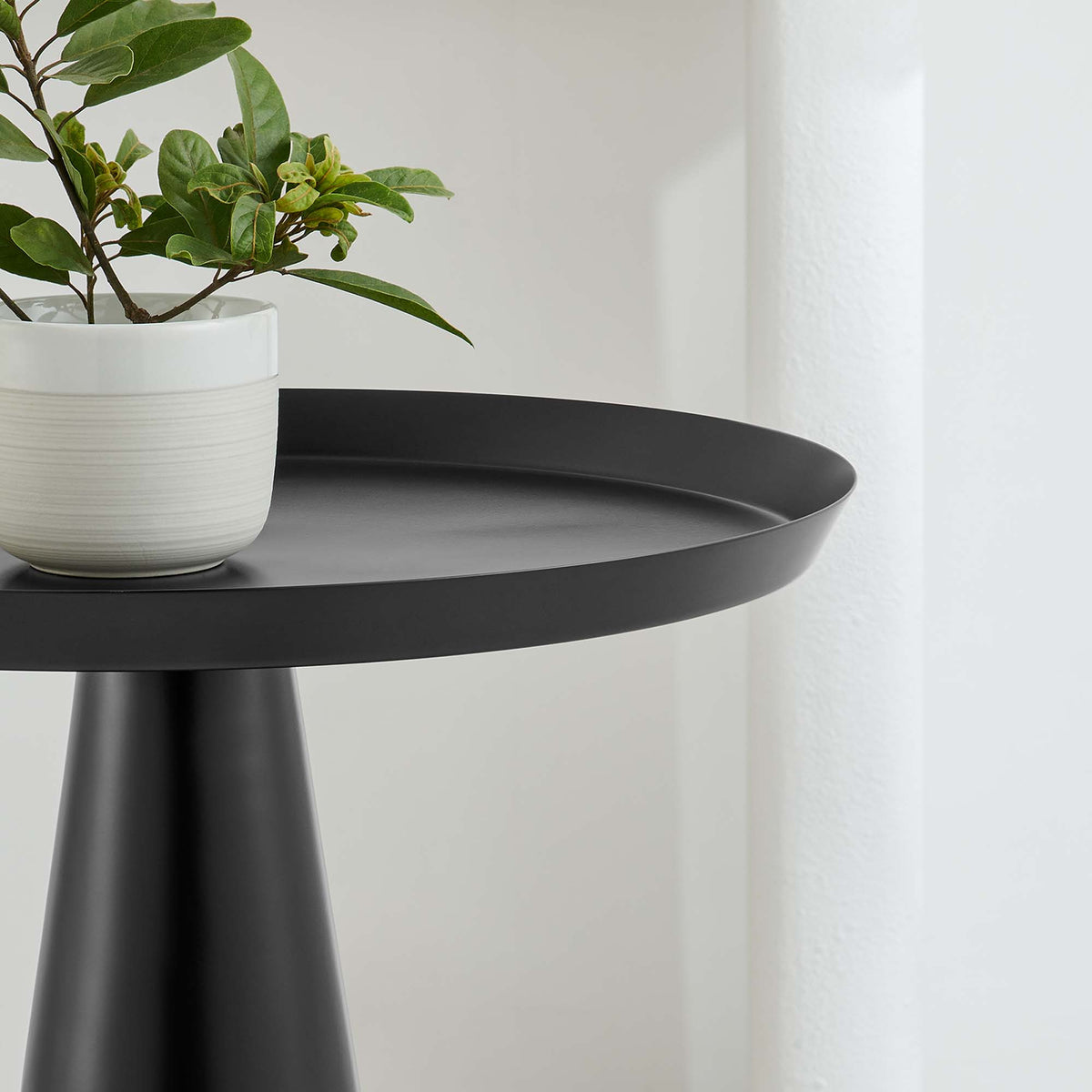 Maren Round Side Table - Black