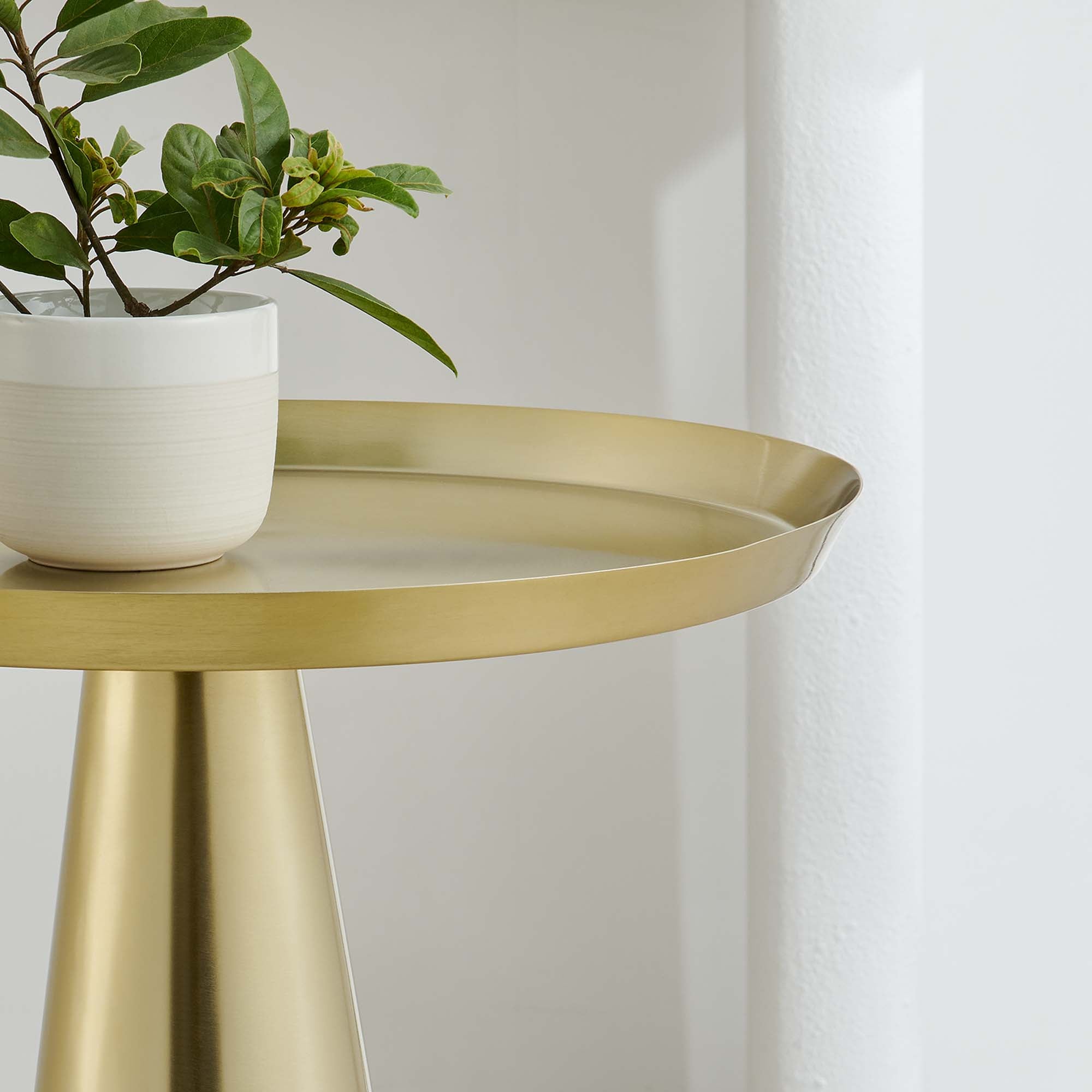 Maren Round Side Table - Brass