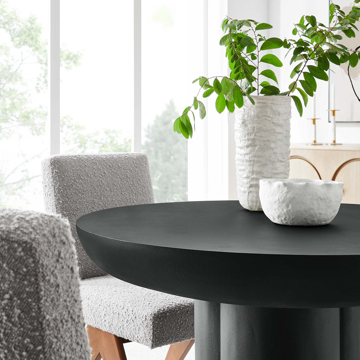 Caspian 40" Round Concrete Dining Table - Black