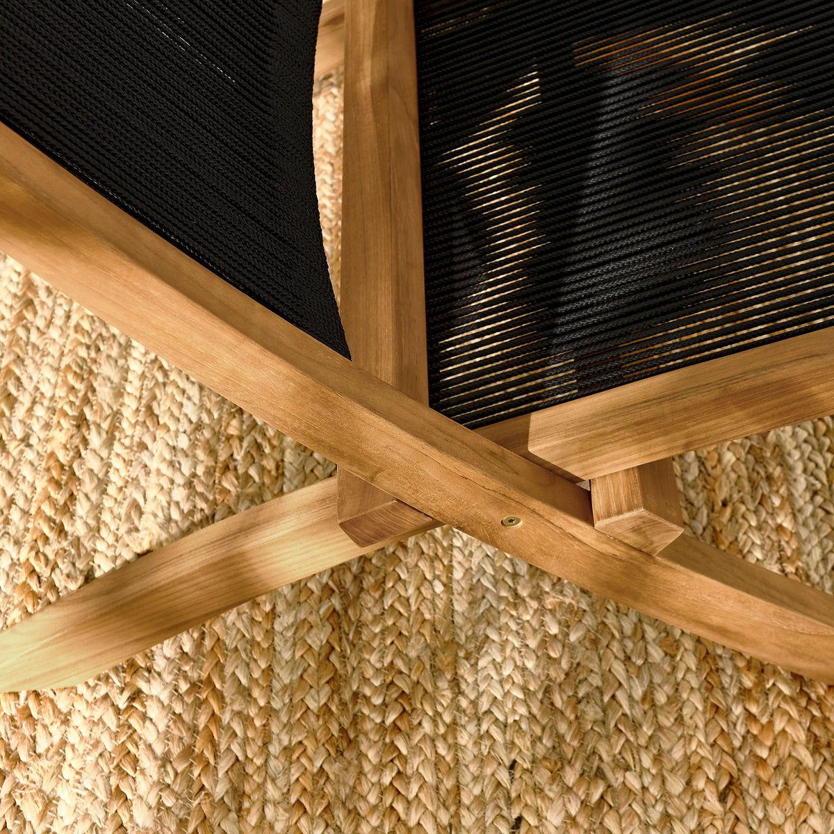 Vienna Outdoor Patio Teak and Rope Folding Accent Lounge Chair - Natural Black