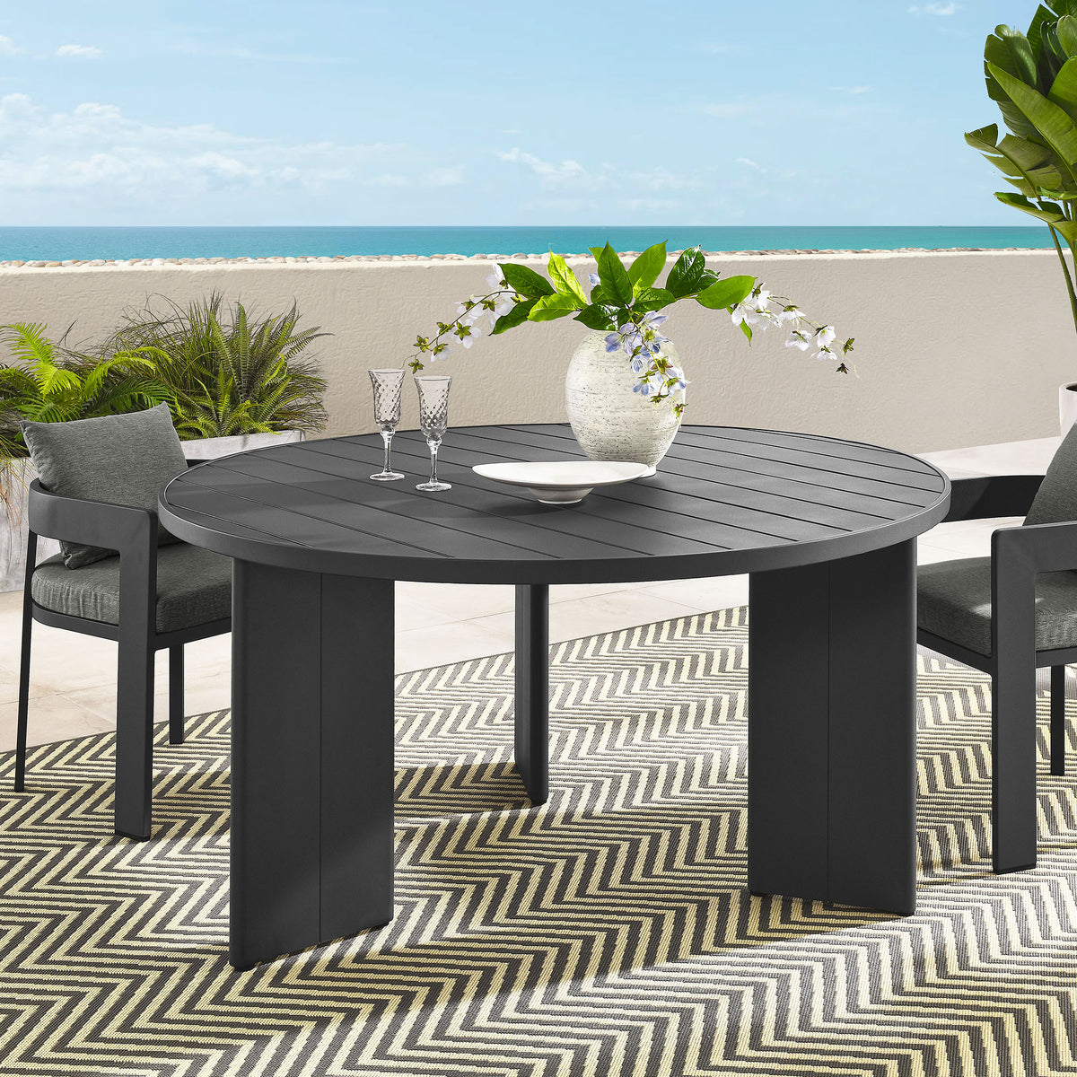 Tahoe Round Outdoor Patio Aluminum Dining Table - Gray