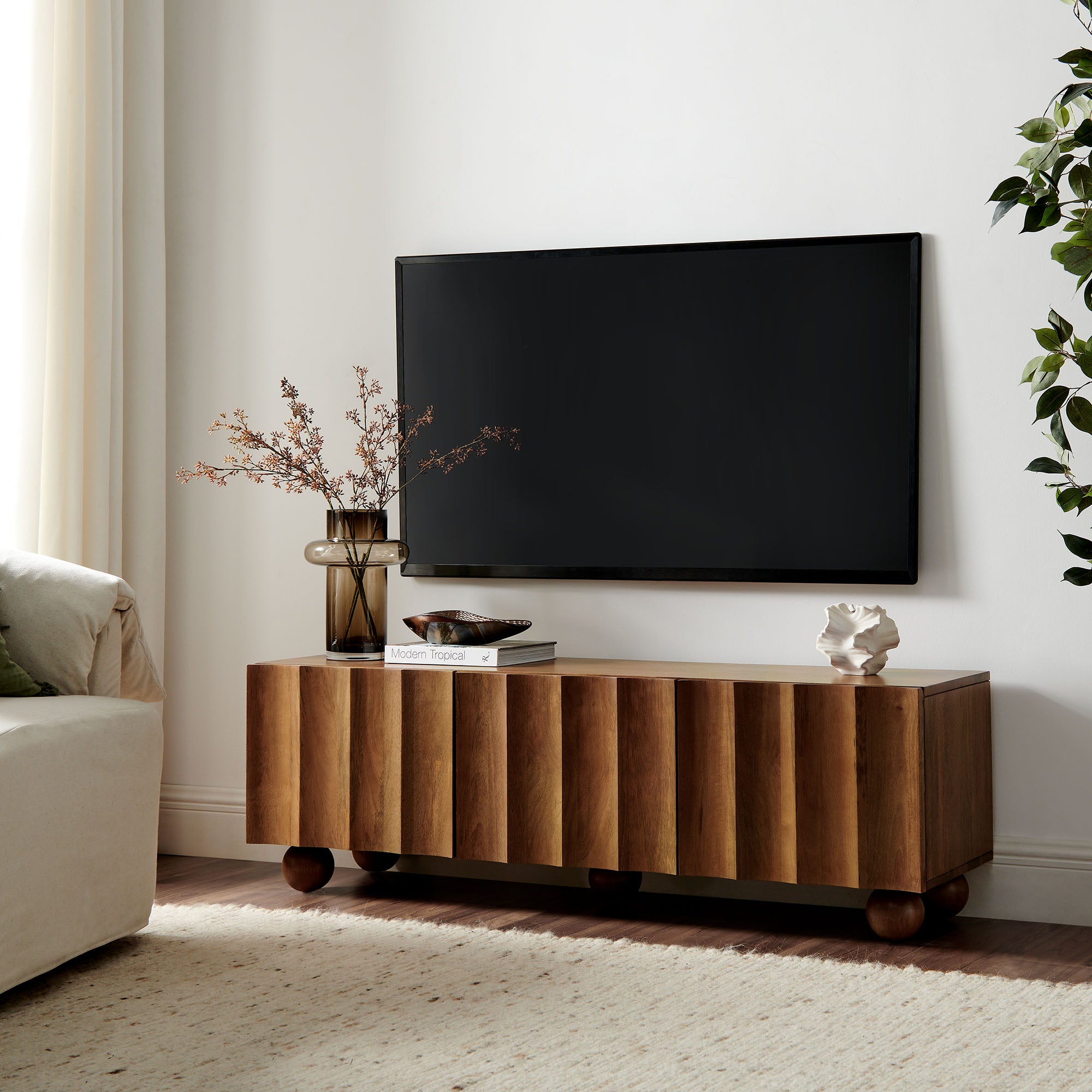 Sorren Scalloped 54" Wood TV Stand - Walnut