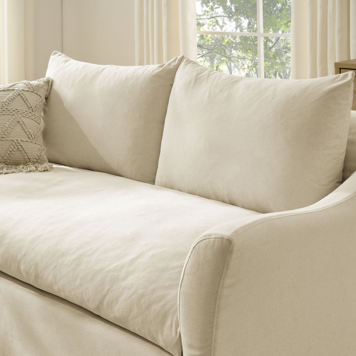 Somerset 70" Linen Blend Slipcovered Loveseat