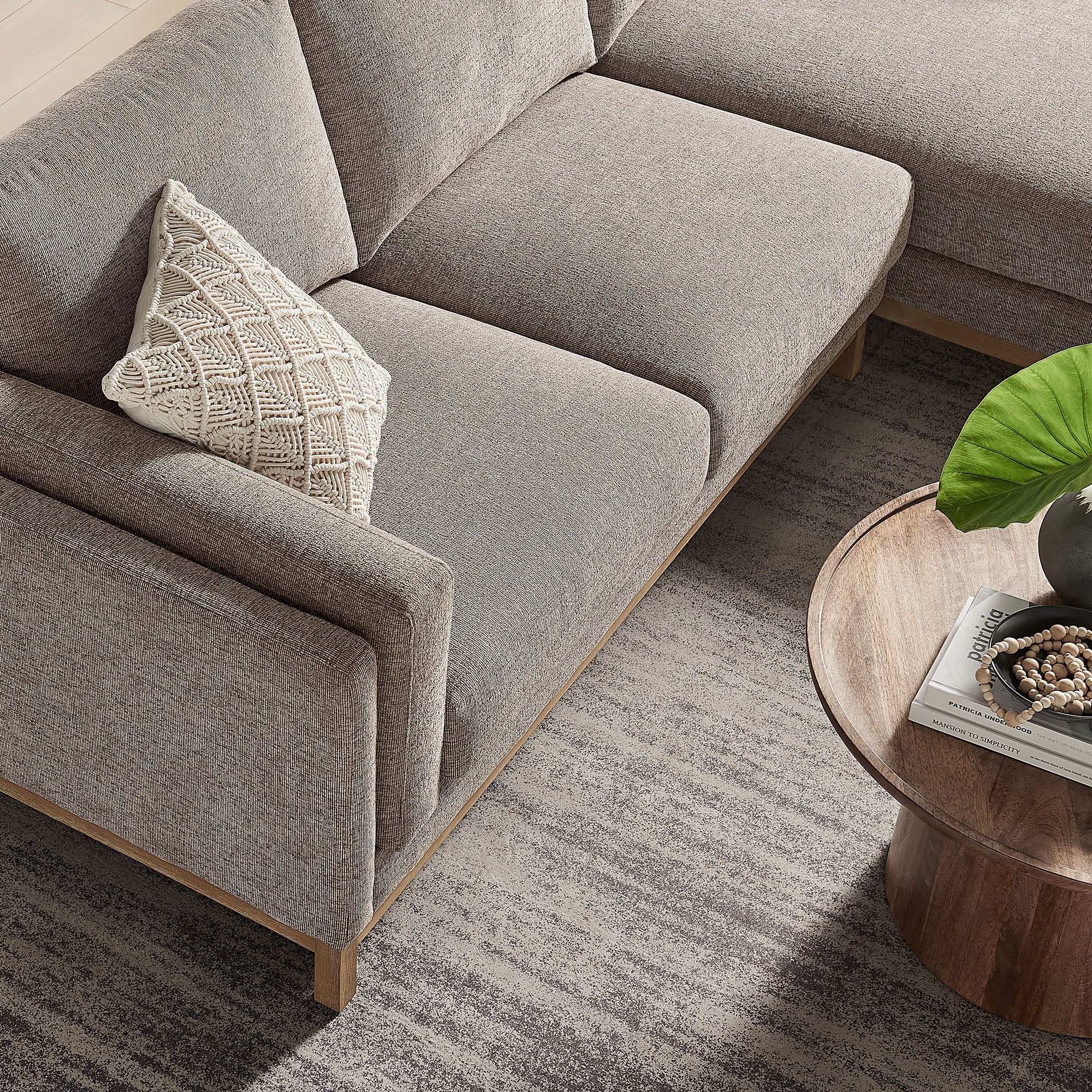 Roscoe Right-Facing Fabric Sectional Sofa with Chaise - Pewter