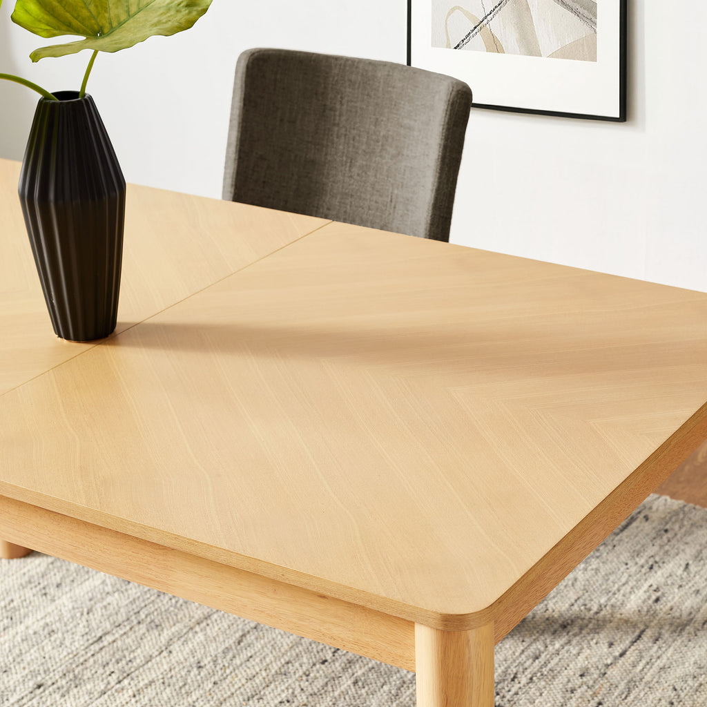Alba Extendable Dining Table - Oak
