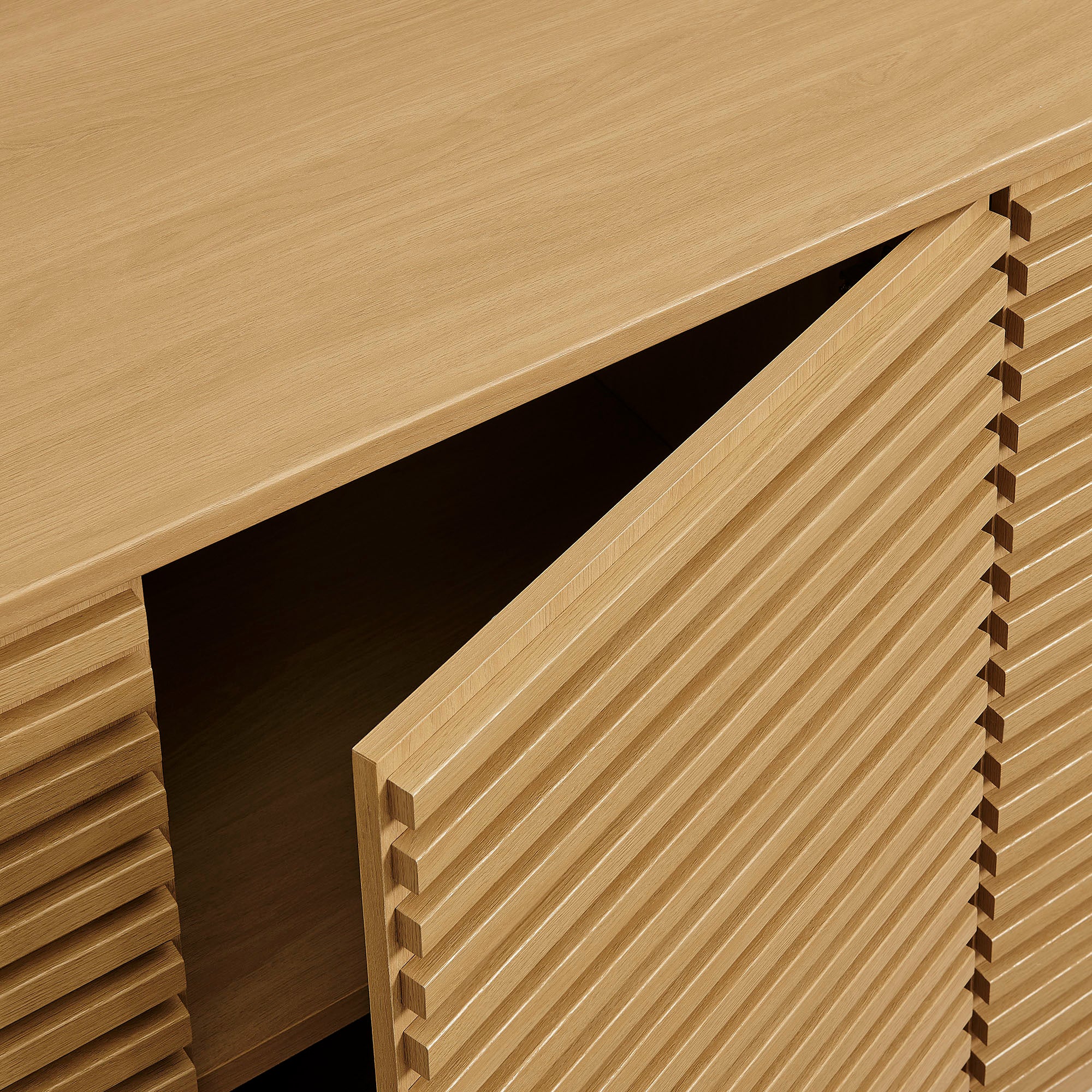 Render 4-Door Fluted Sideboard Cabinet TV Stand - Oak