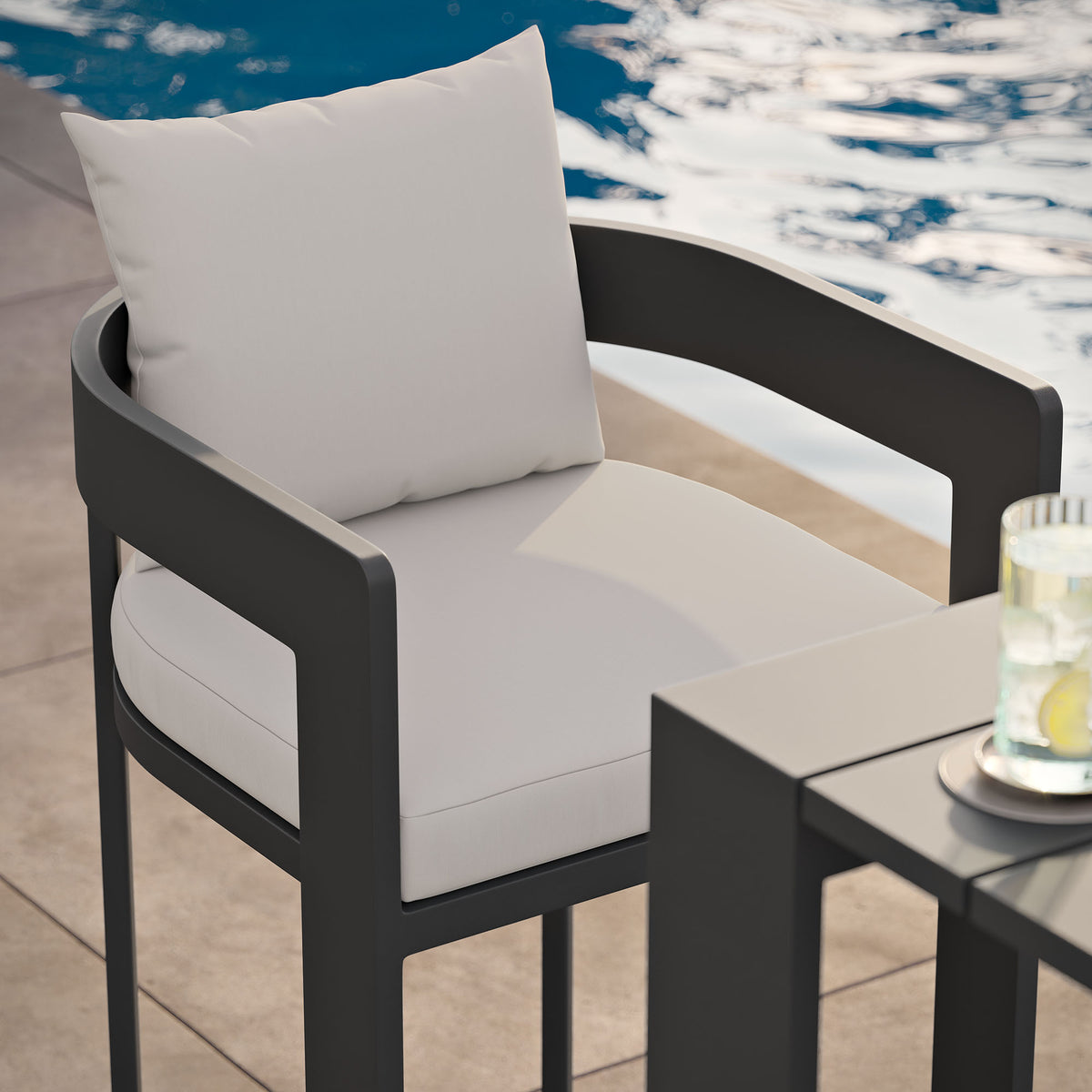 Tahoe Outdoor Patio Patio Aluminum Bar Chair - White
