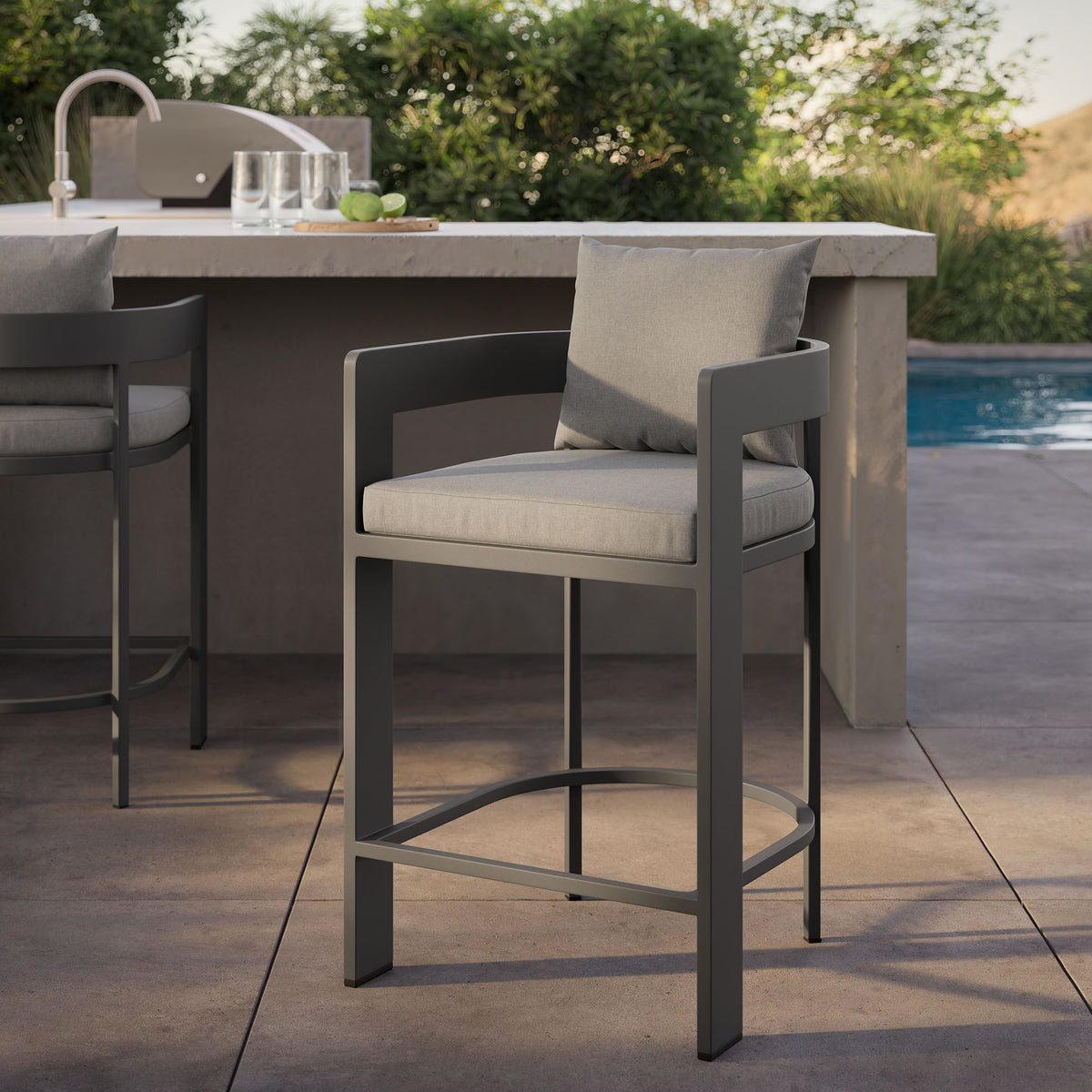 Tahoe Outdoor Patio Patio Aluminum Counter Stool - Gray