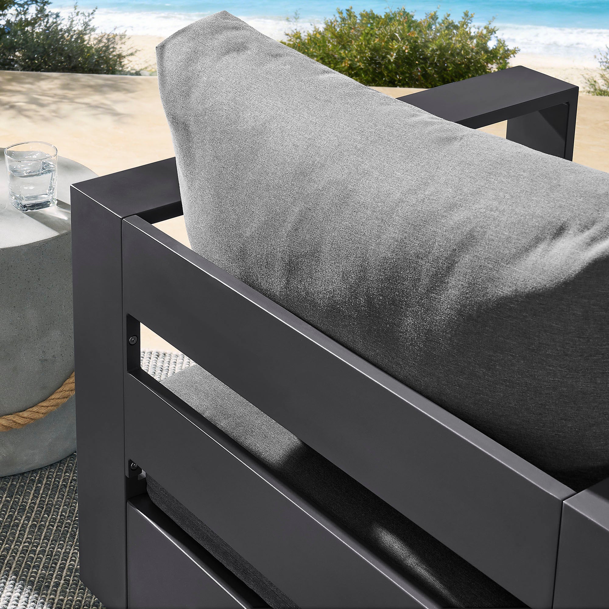 Tahoe Outdoor Patio Powder-Coated Aluminum Swivel Armchair - Gray Charcoal