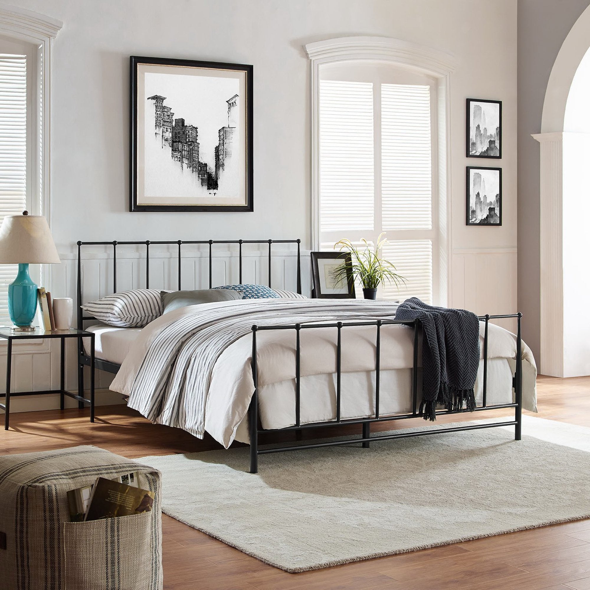 Estate Queen Bed - Brown