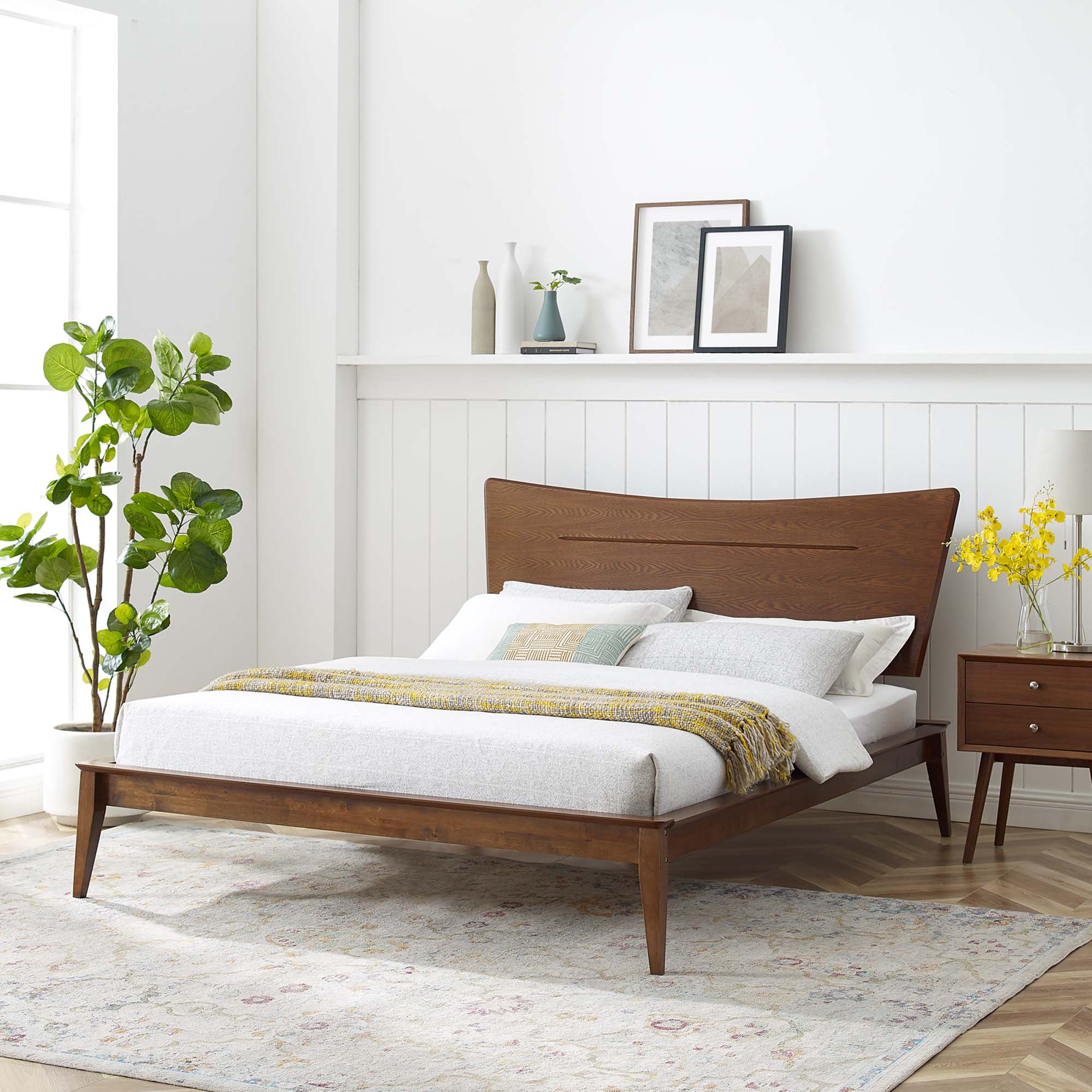 Astra Wood Queen Platform Bed - Walnut