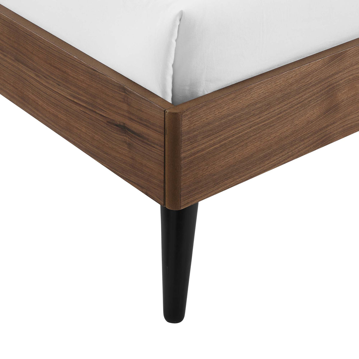 Bronwen Wood Queen Platform Bed - Walnut
