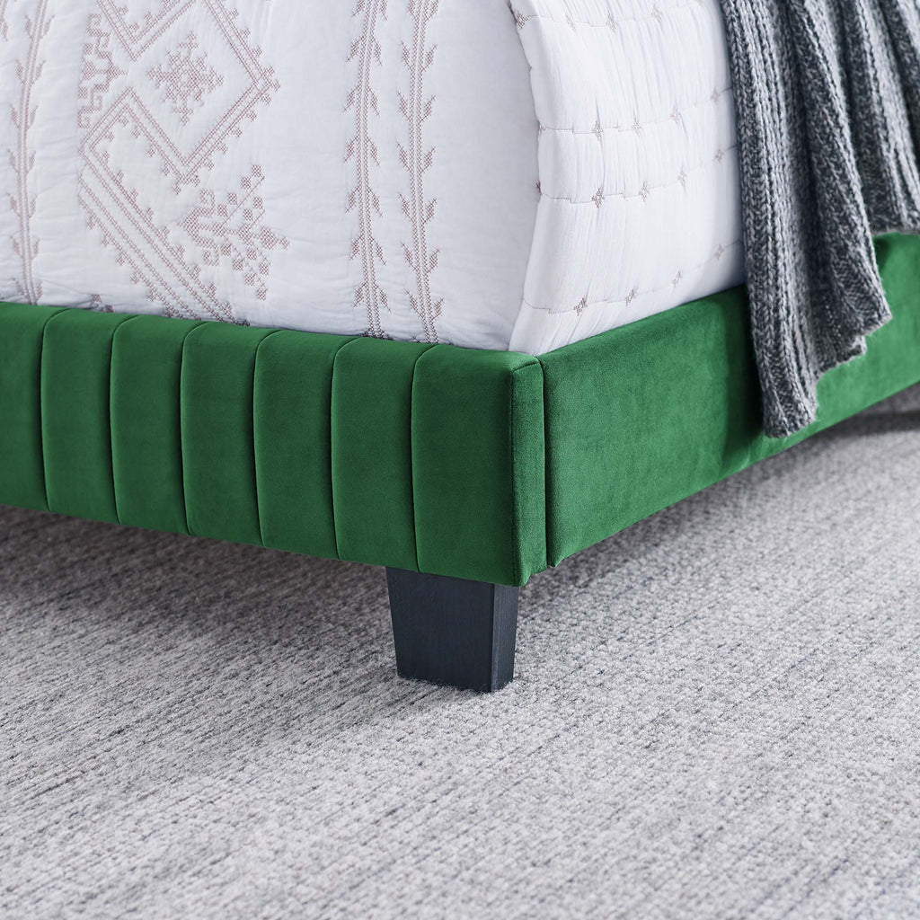 Celine Channel Tufted Performance Velvet Queen Bed - Emerald