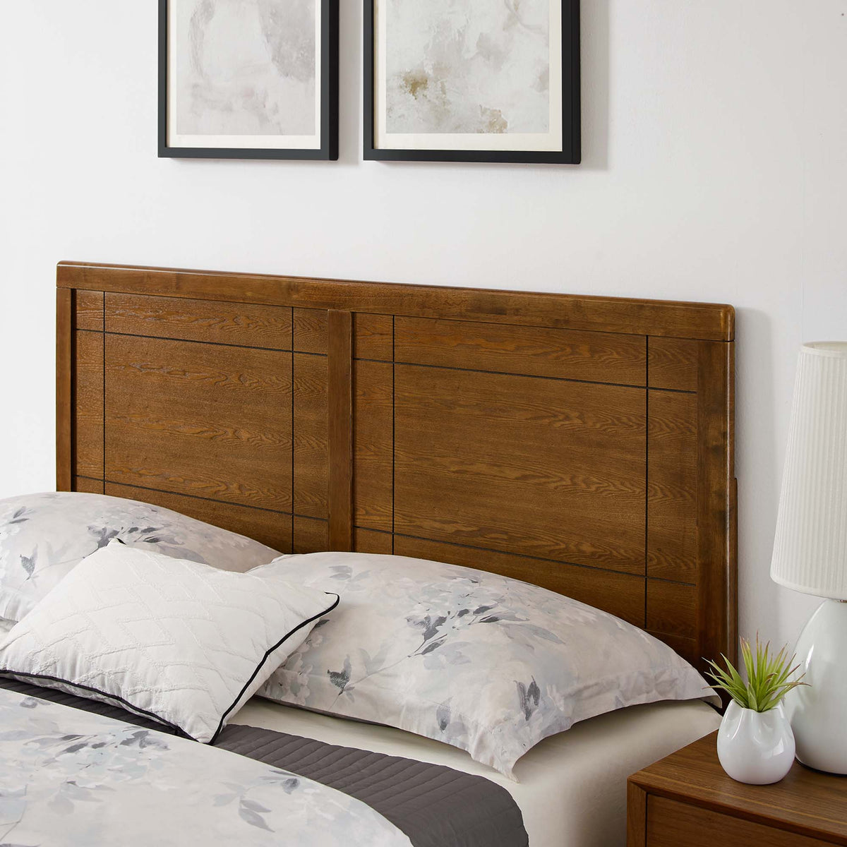 Marlee Wood Queen Platform Bed With Splayed Legs - Walnut
