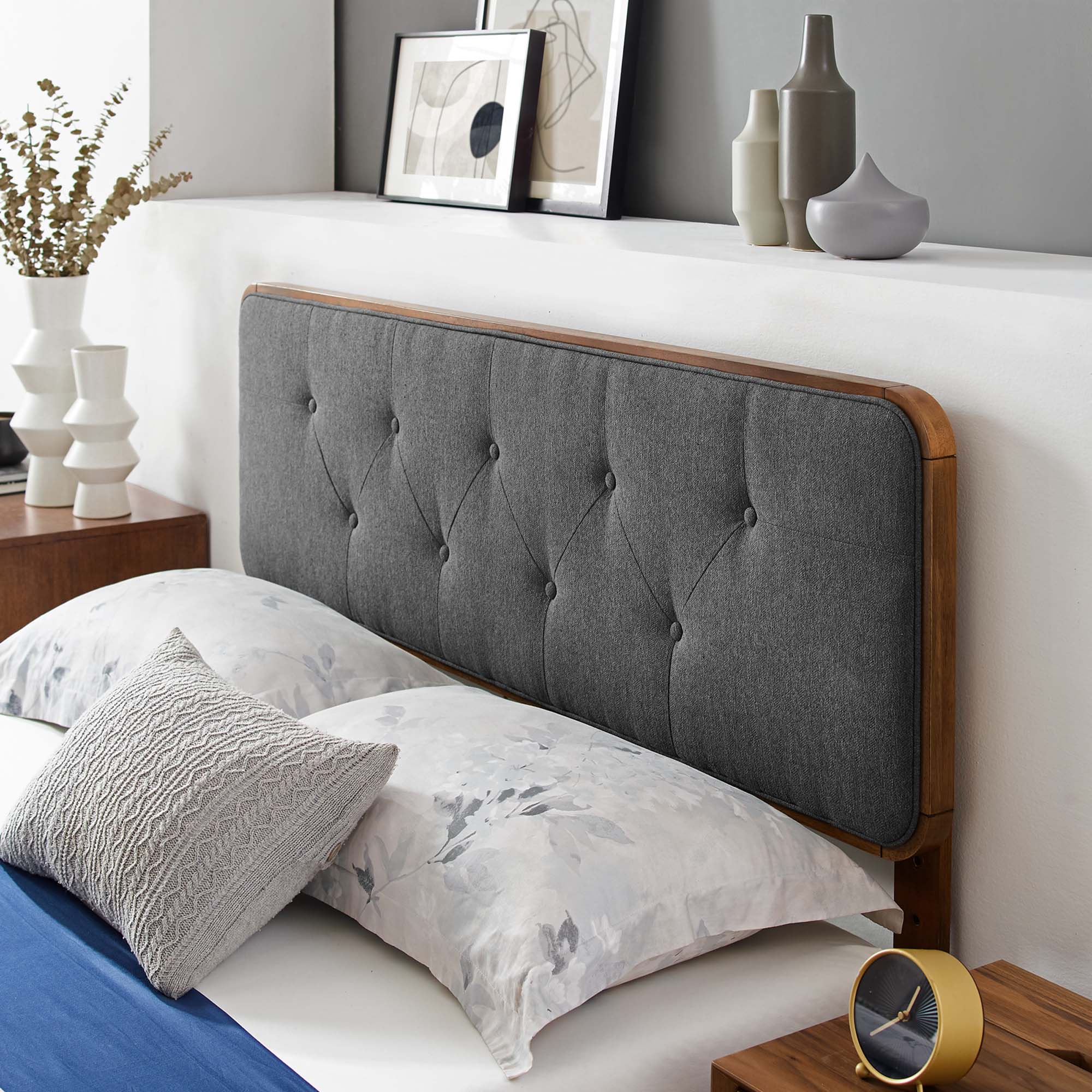 Bridgette Wood Queen Platform Bed With Angular Frame - Walnut Charcoal
