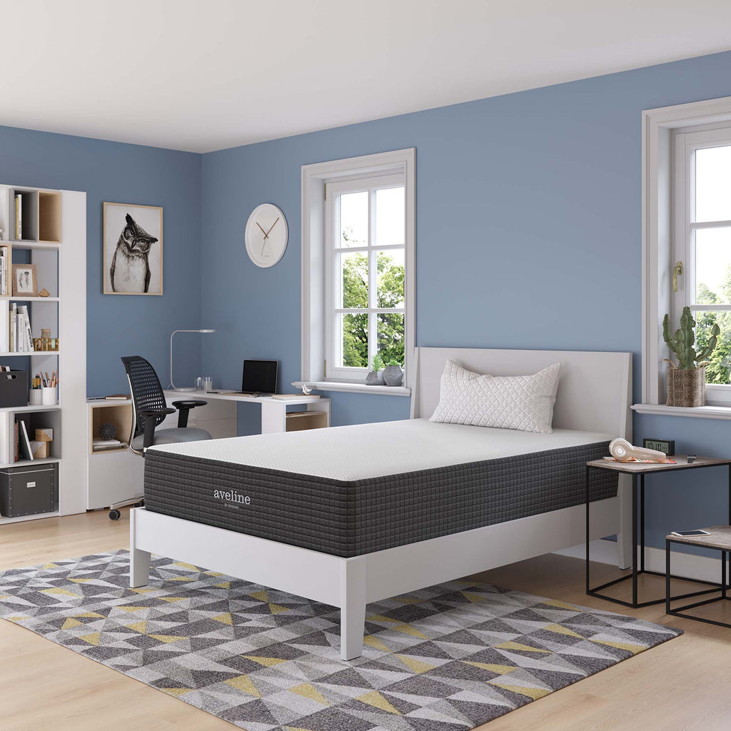 Aveline 12" Memory Foam Full Mattress - White