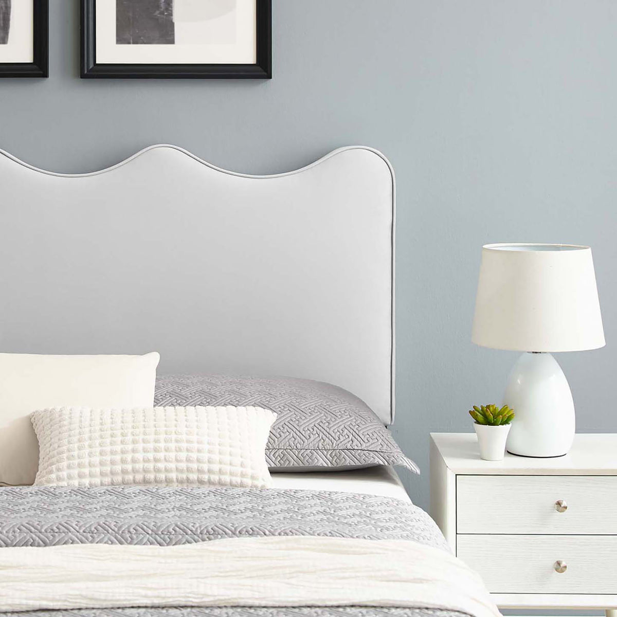 Current Performance Velvet Twin Platform Bed - Light Gray