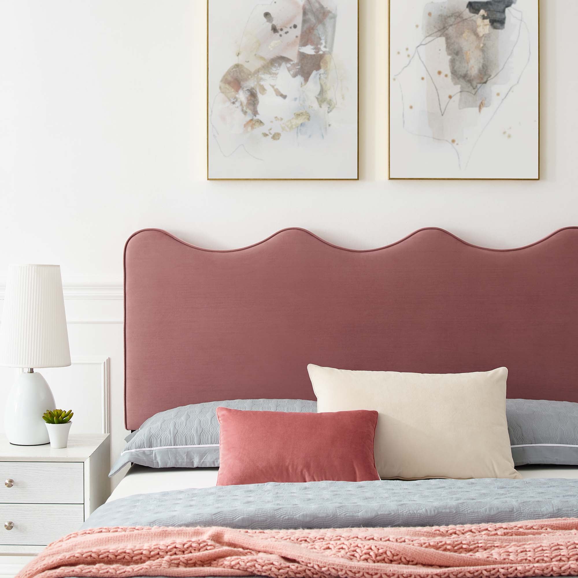 Current Performance Velvet Queen Platform Bed - Dusty Rose (MOD-6734-DUS)