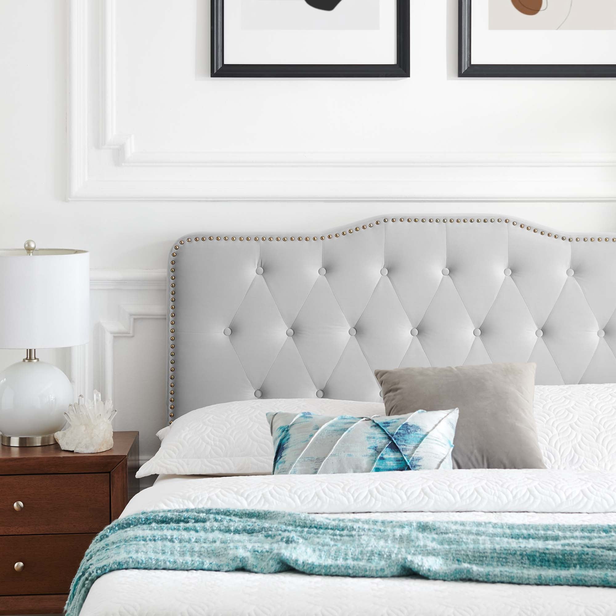Amber Tufted Performance Velvet King Platform Bed - Light Gray