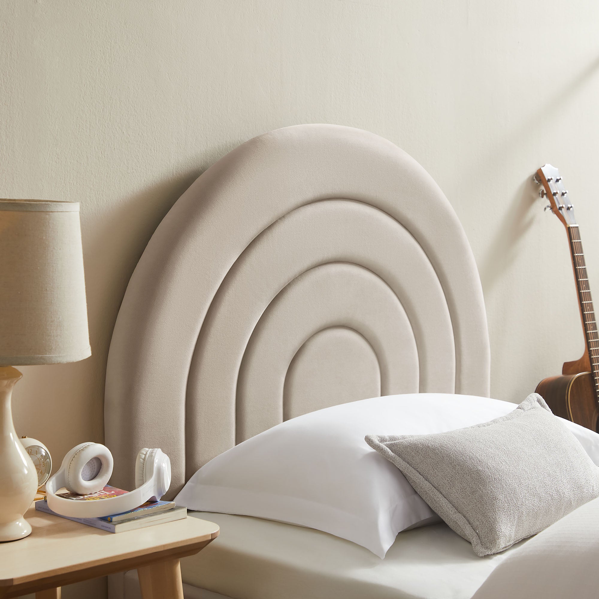 Solana Arched Performance Velvet Twin Platform Bed - Almond