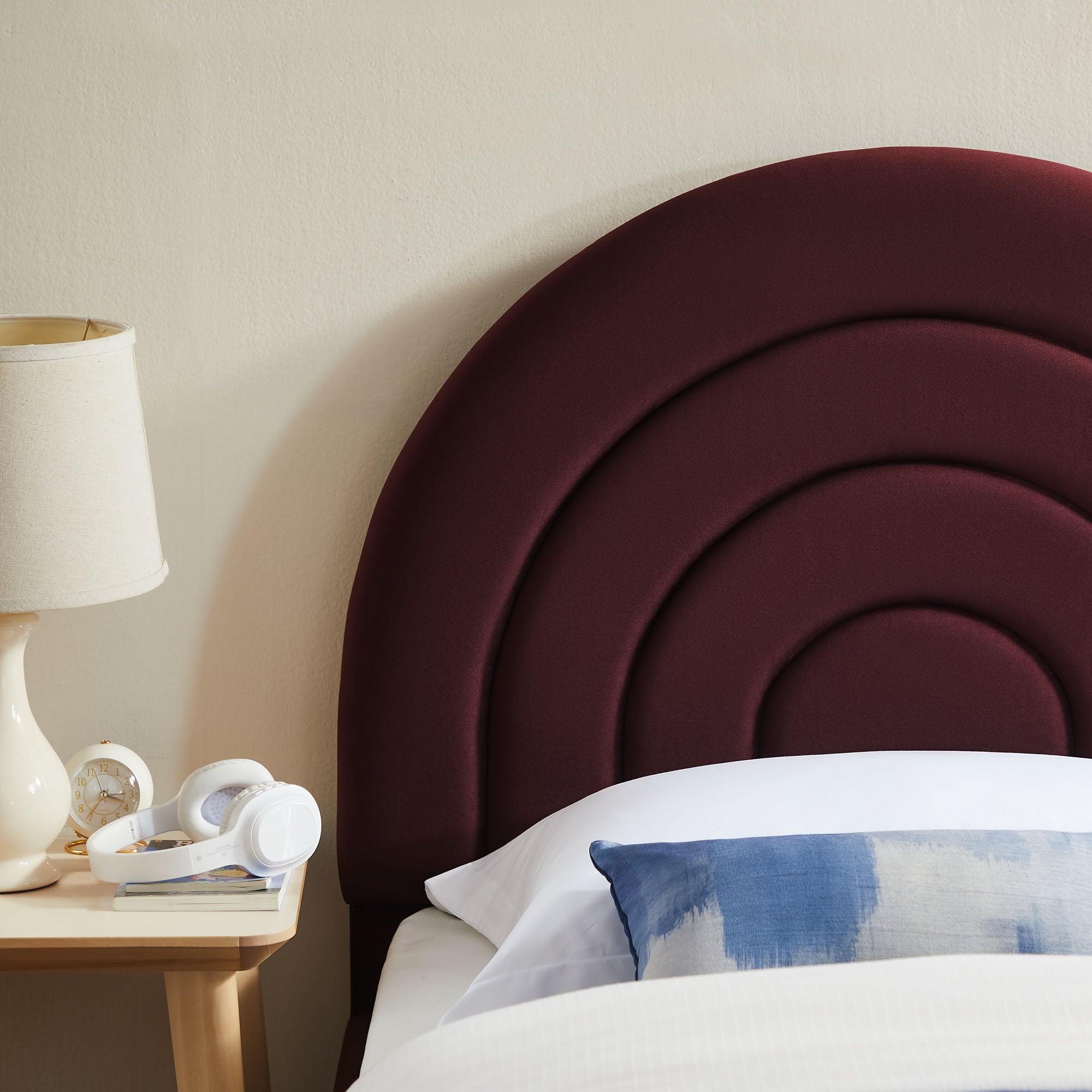 Solana Arched Performance Velvet Twin Platform Bed - Mulberry
