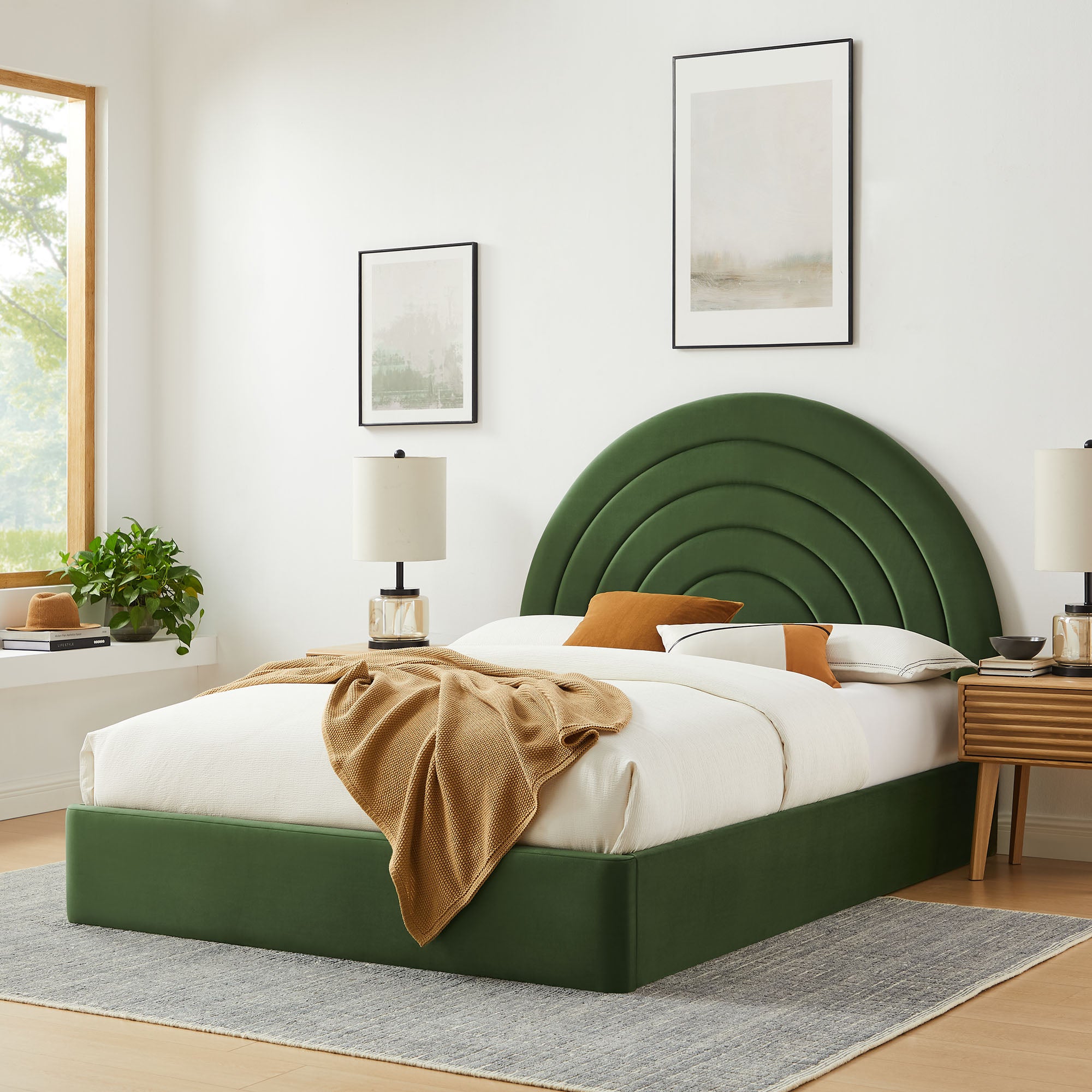 Solana Arched Performance Velvet Queen Platform Bed - Moss Green