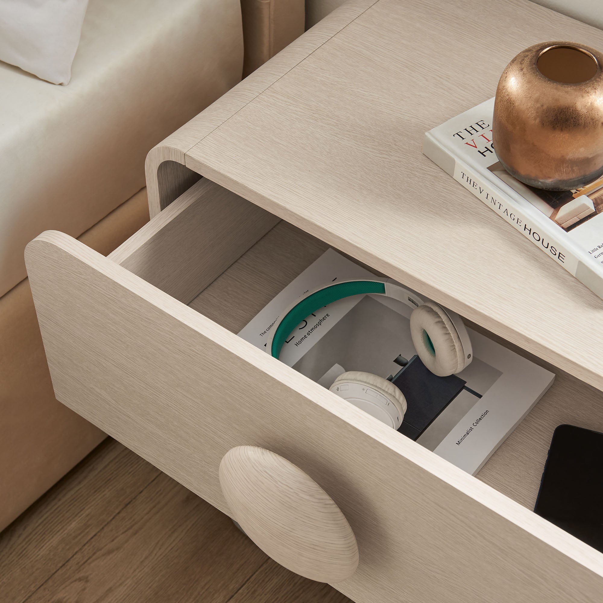 Sonnet 2-Drawer Nightstand - Ash