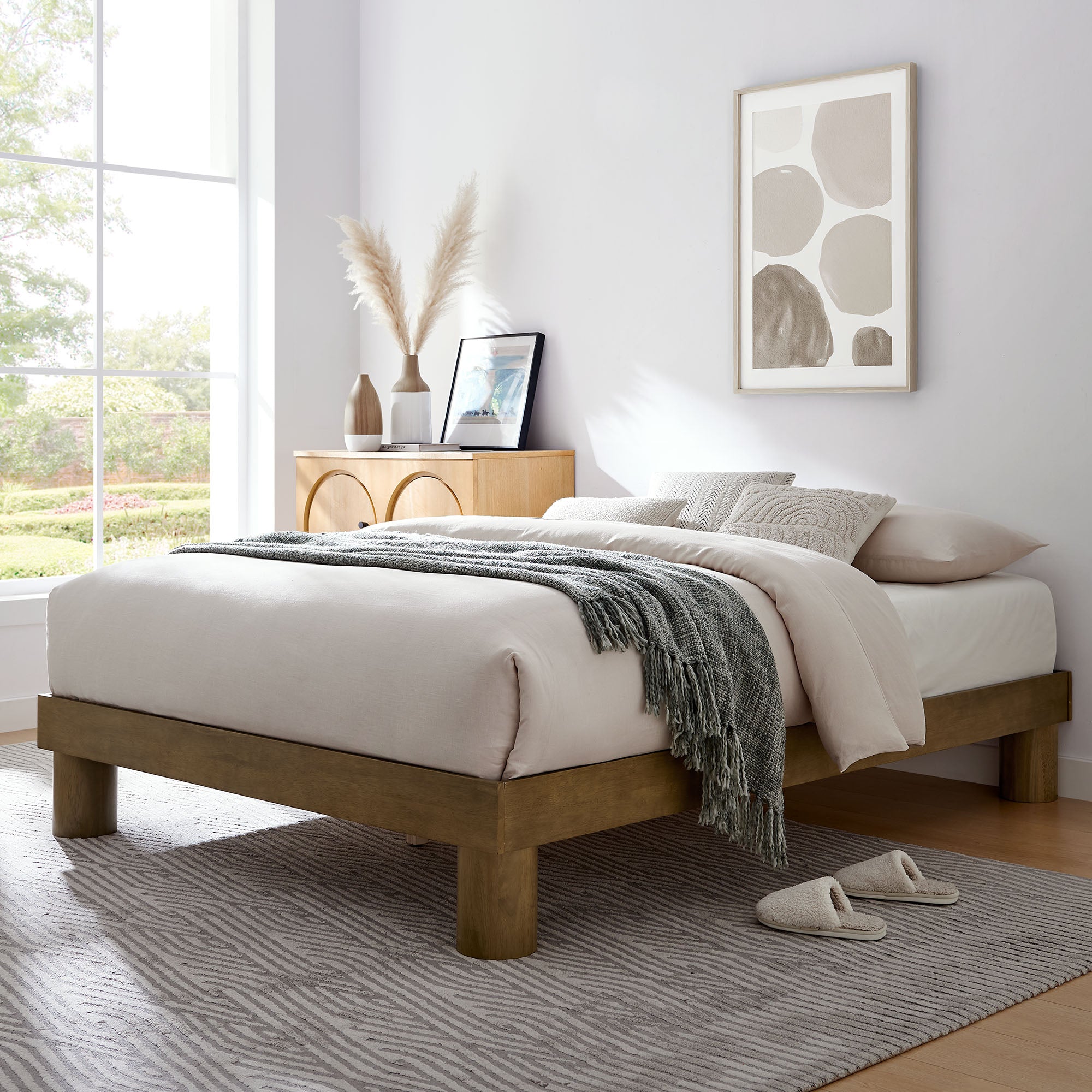Runa Wood Queen Platform Bed - French Oak