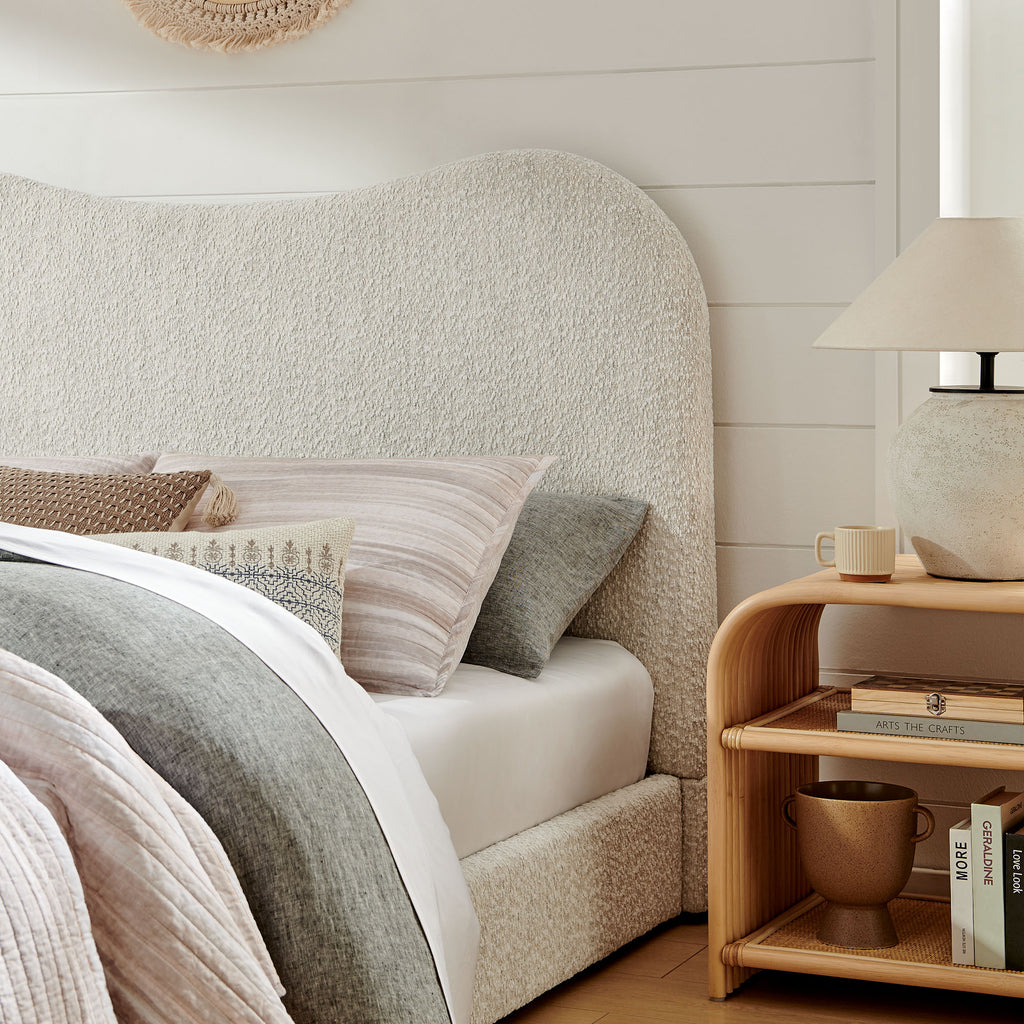 Seluna Boucle Queen Platform Bed - Pearl