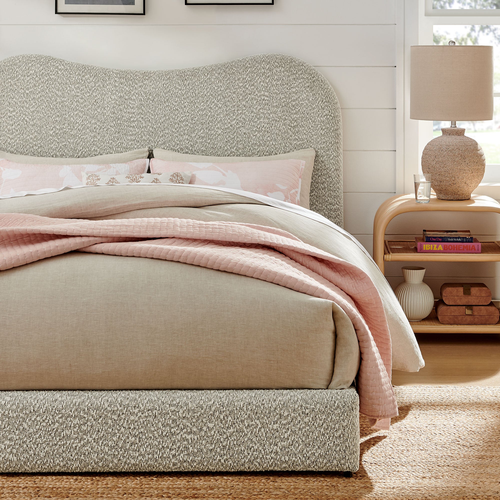 Seluna Boucle Queen Platform Bed - Rock