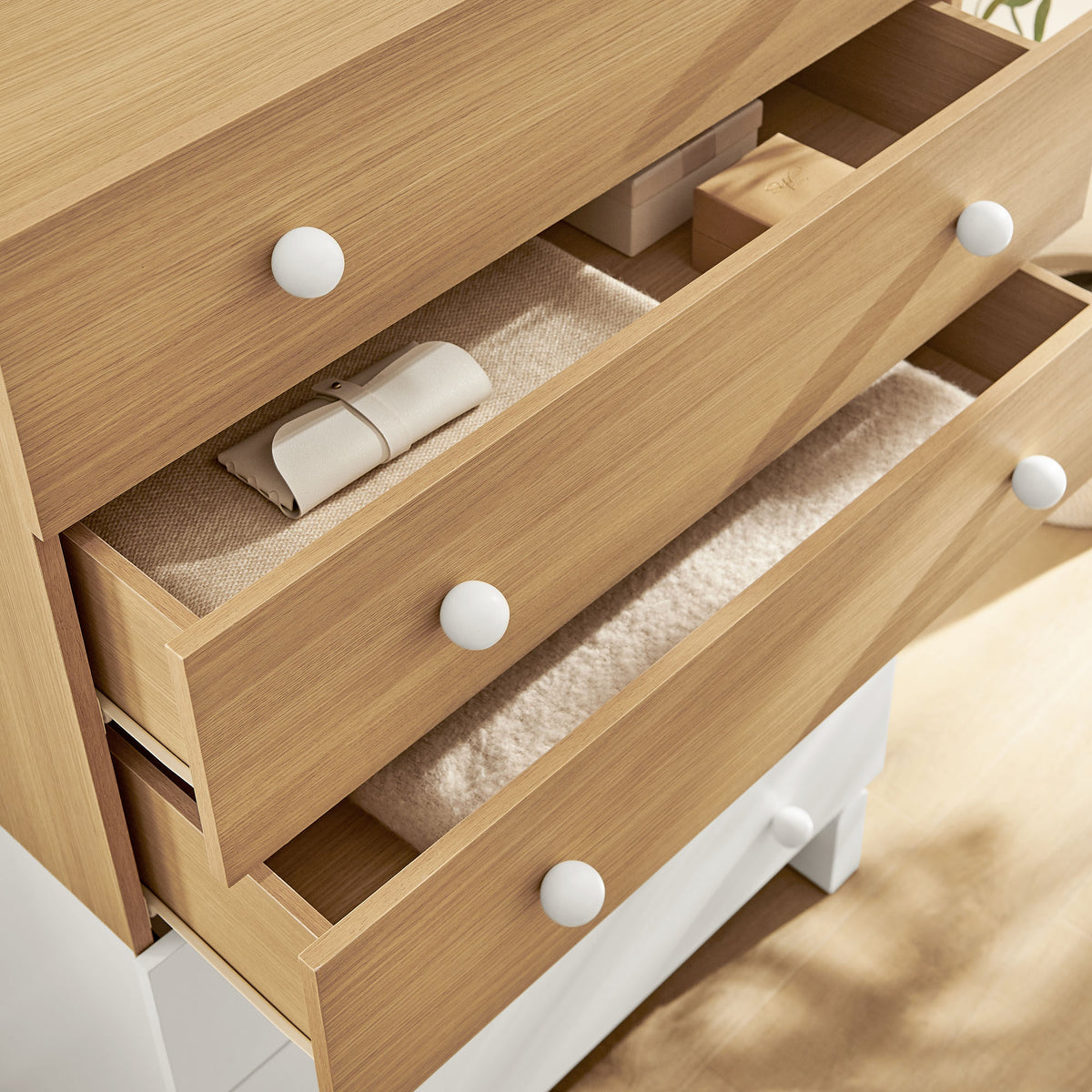 Nolia 6-Drawer Color Block Dresser Chest - Oak White
