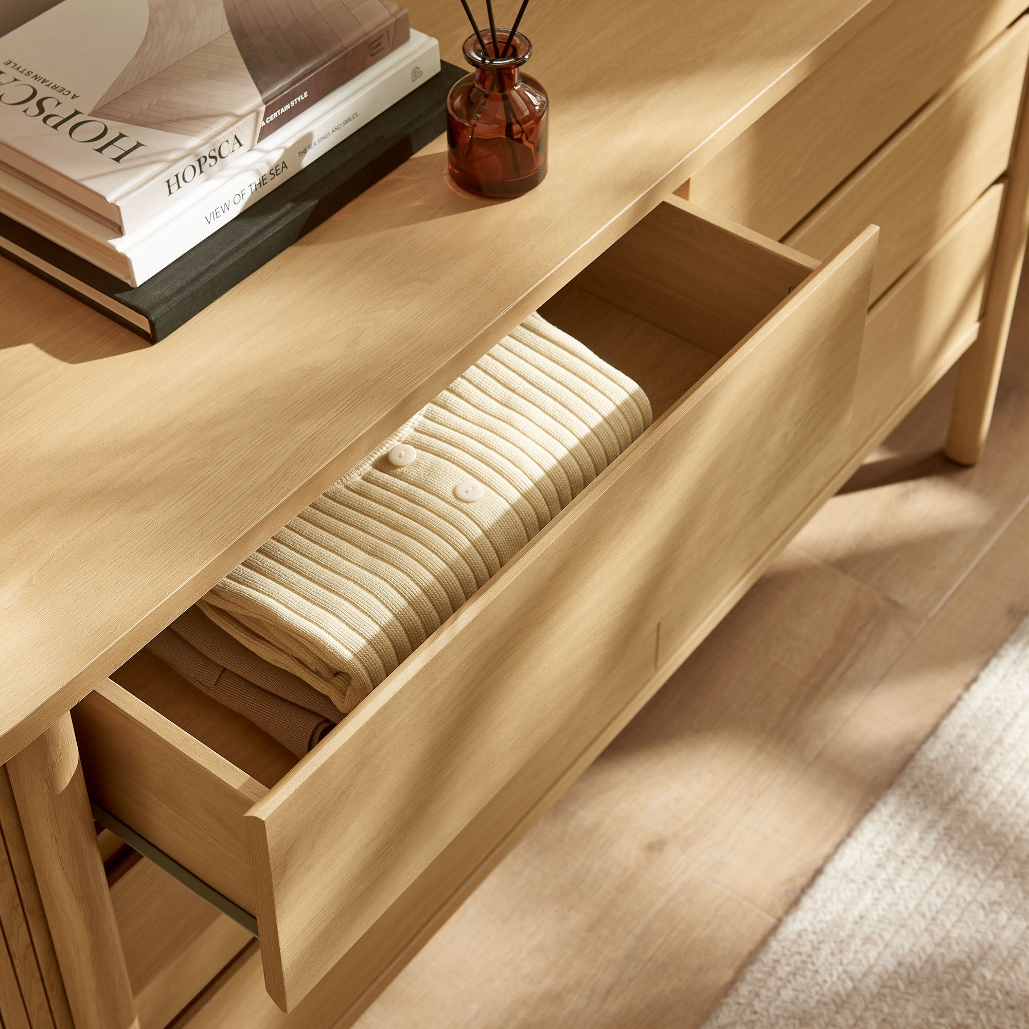 Cadence 6-Drawer Curved Dresser - Oak