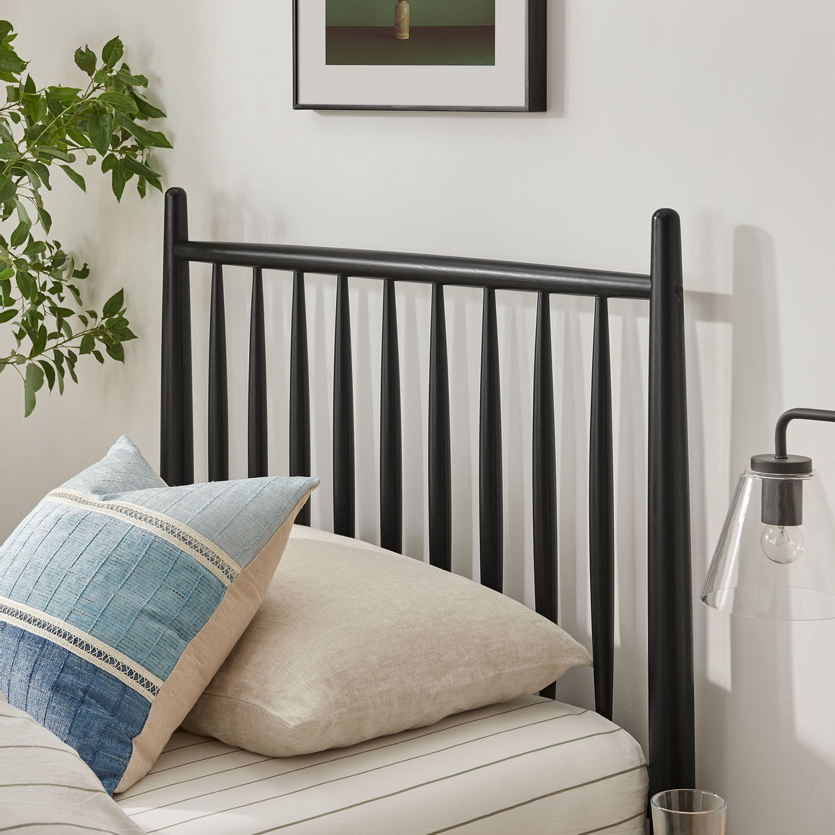 Zane Twin Size Spindle Bed Frame - Black