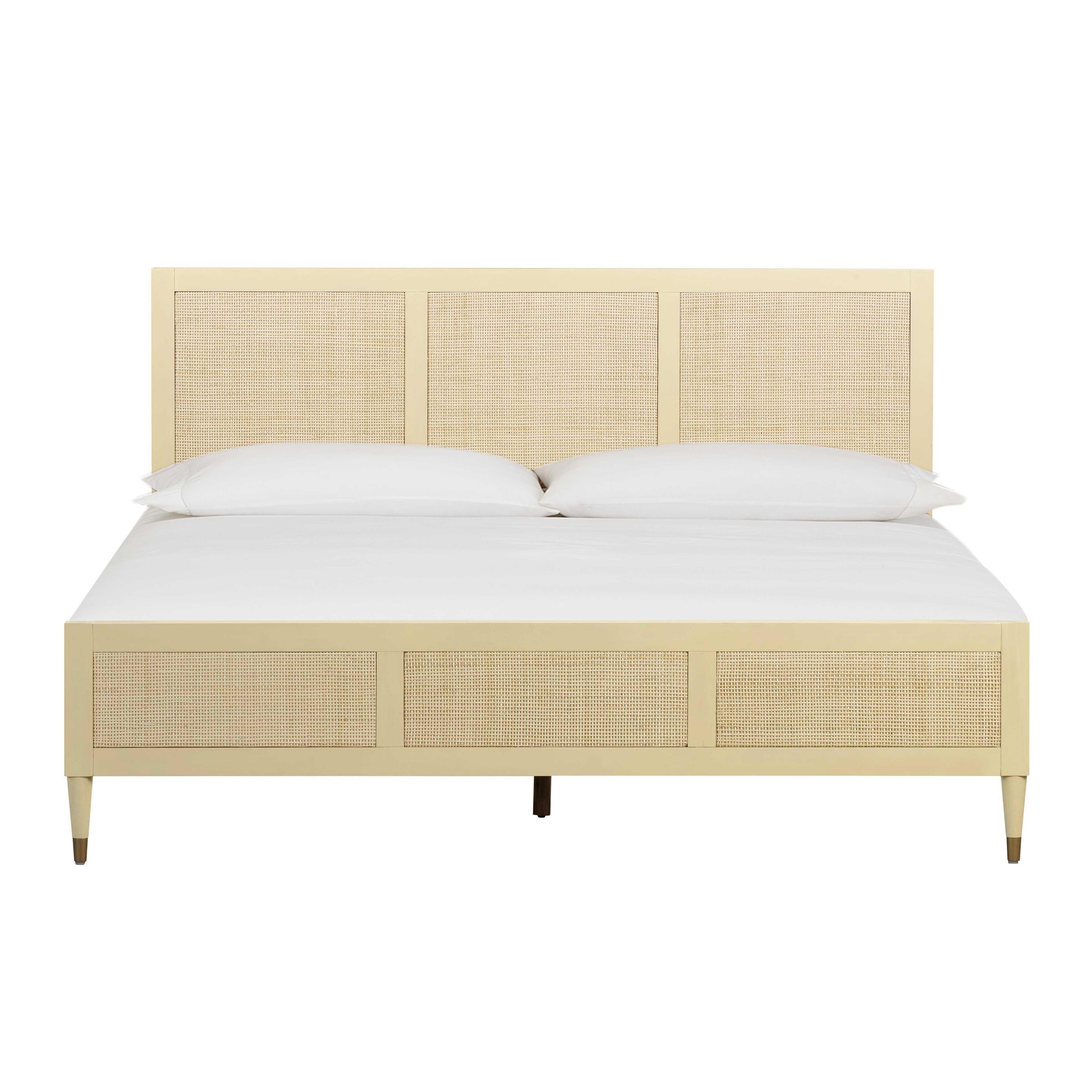 Sierra Wood &amp; Rattan Bed