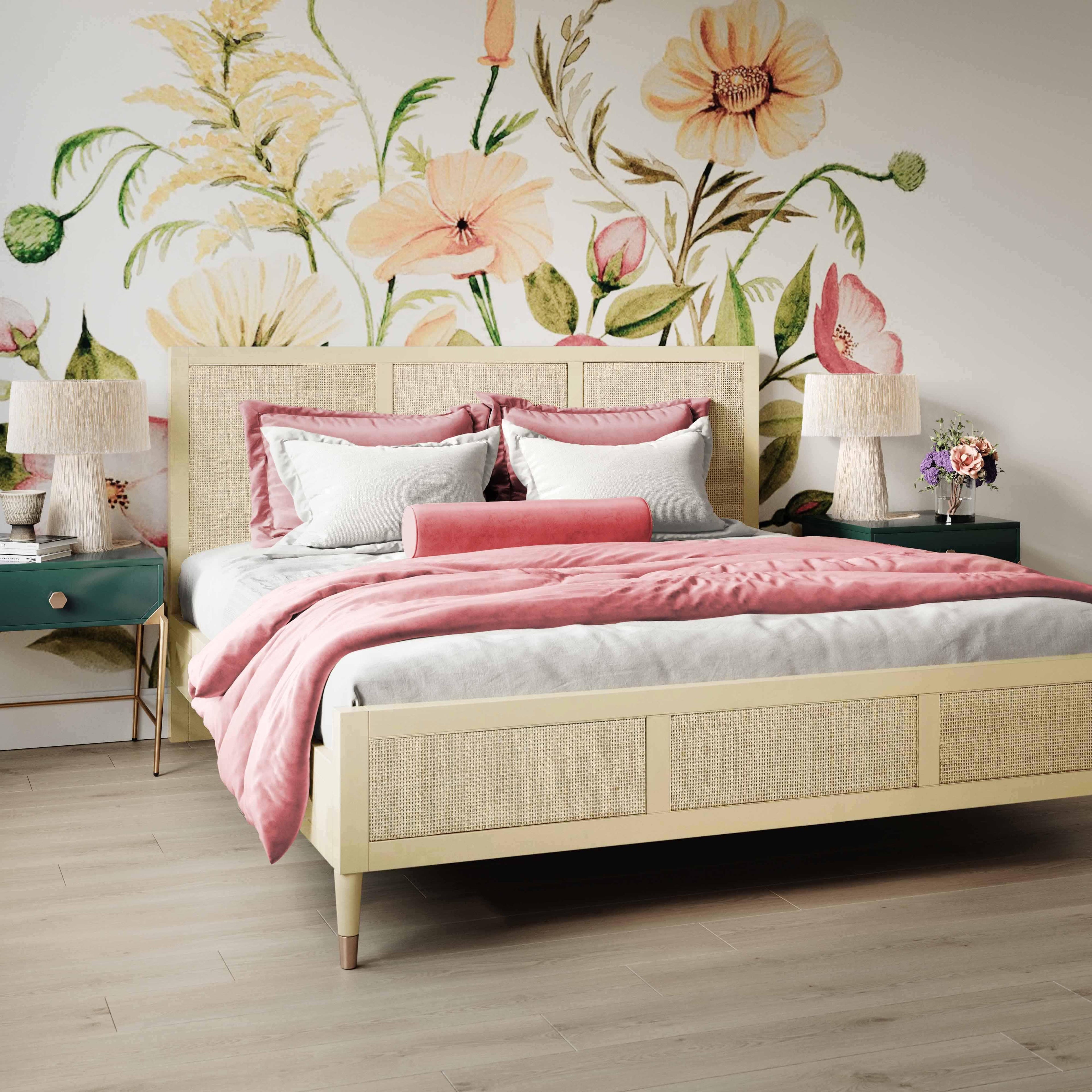 Sierra Wood &amp; Rattan Bed