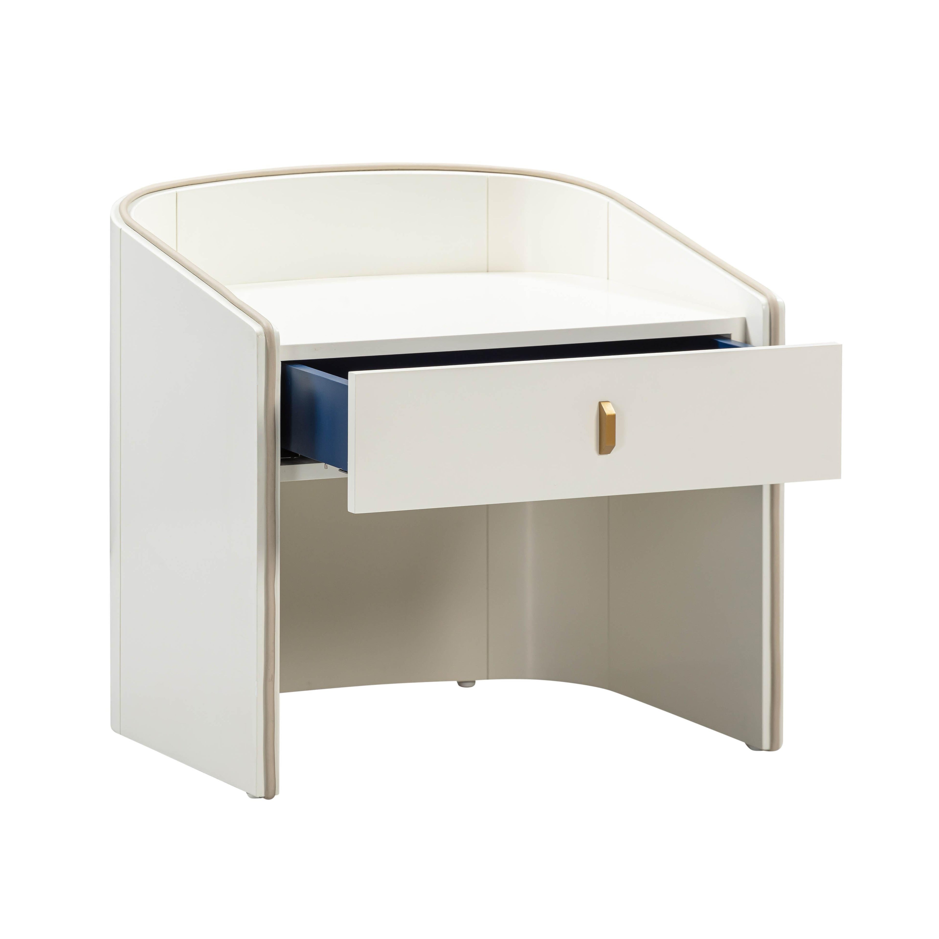 Collins 22" Lacquer Nightstand With Drawer