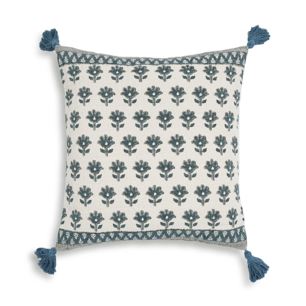 Blossom 20" Printed Cotton Tassel Throw Pillow Cover