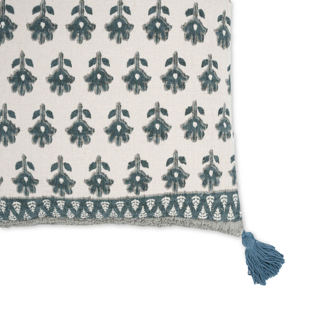 Blossom 20" Printed Cotton Tassel Throw Pillow Cover