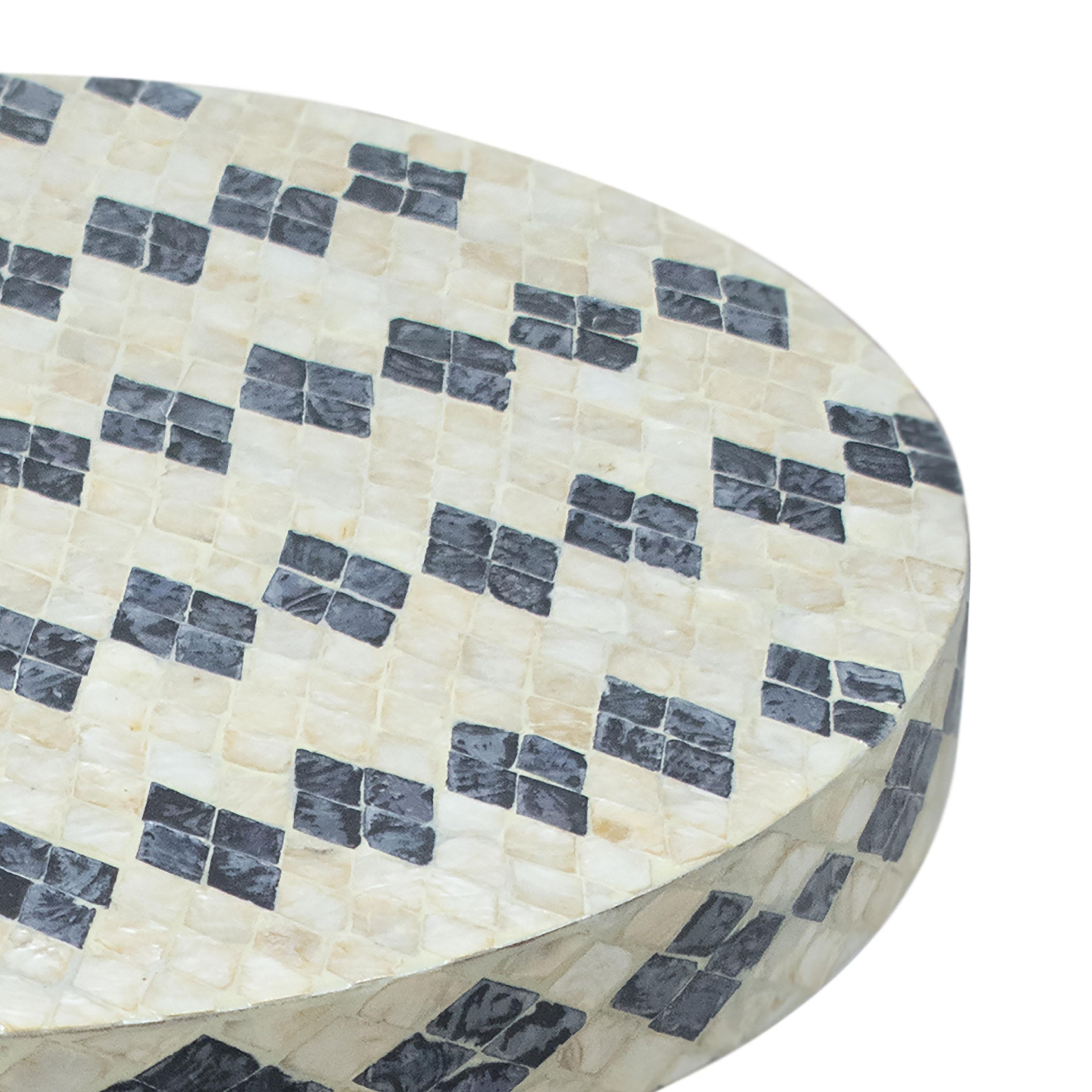 Halio Shell Side Table