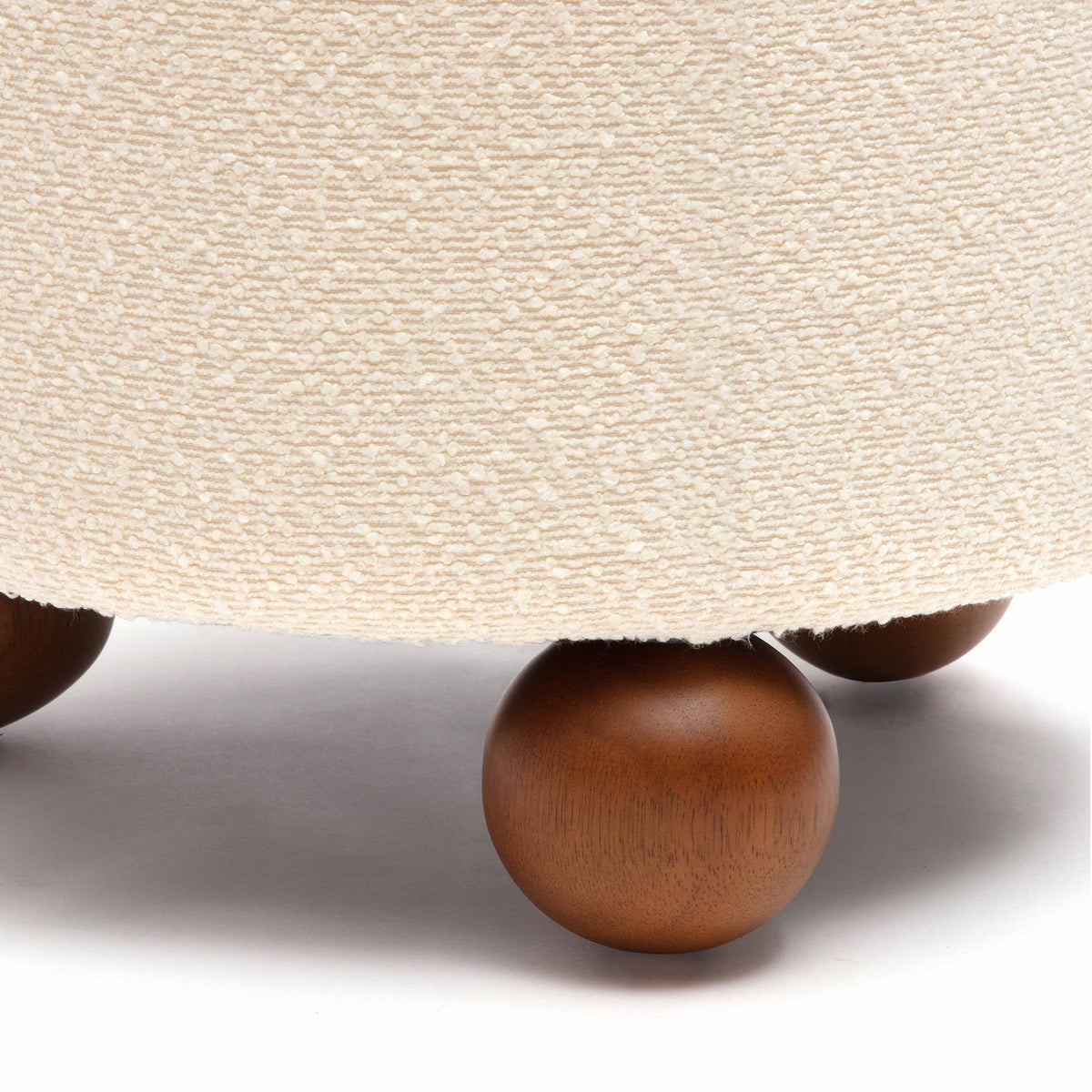 Jaine Performance Boucle Ottoman