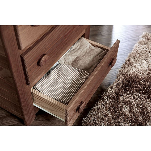 Lea Media Chest
