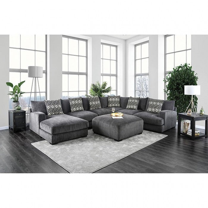 Kaylee Large L-Sectional w/ Right Chaise